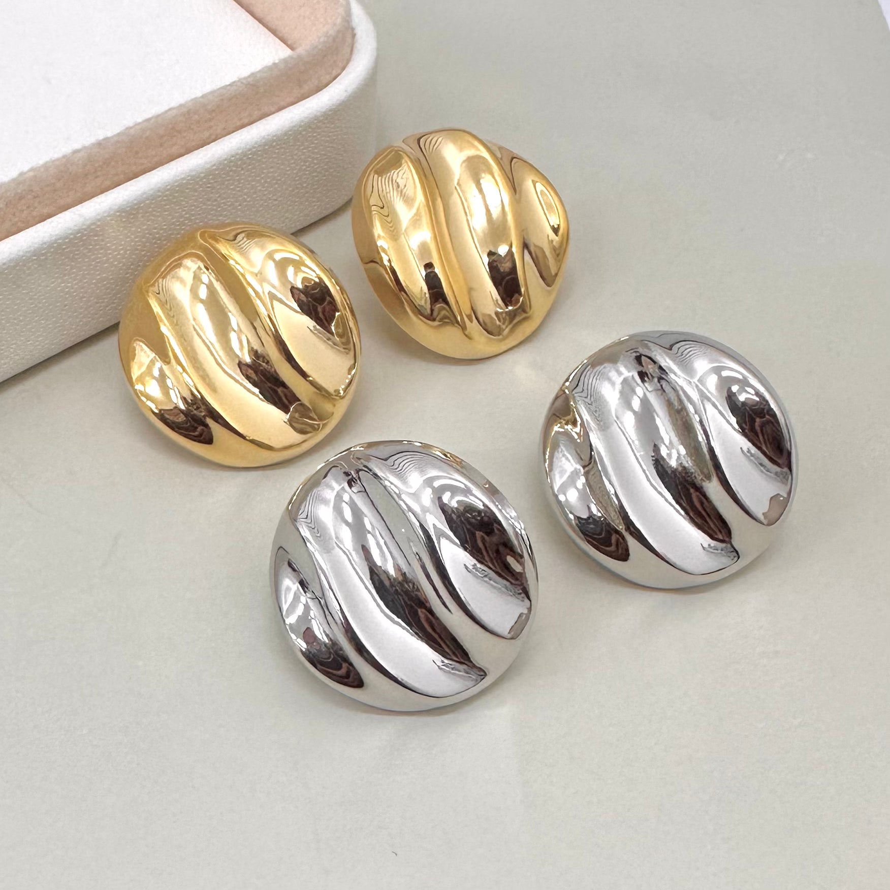 AROS BAÑO DE ORO | BOTON TEXTURIZADO | 24MM