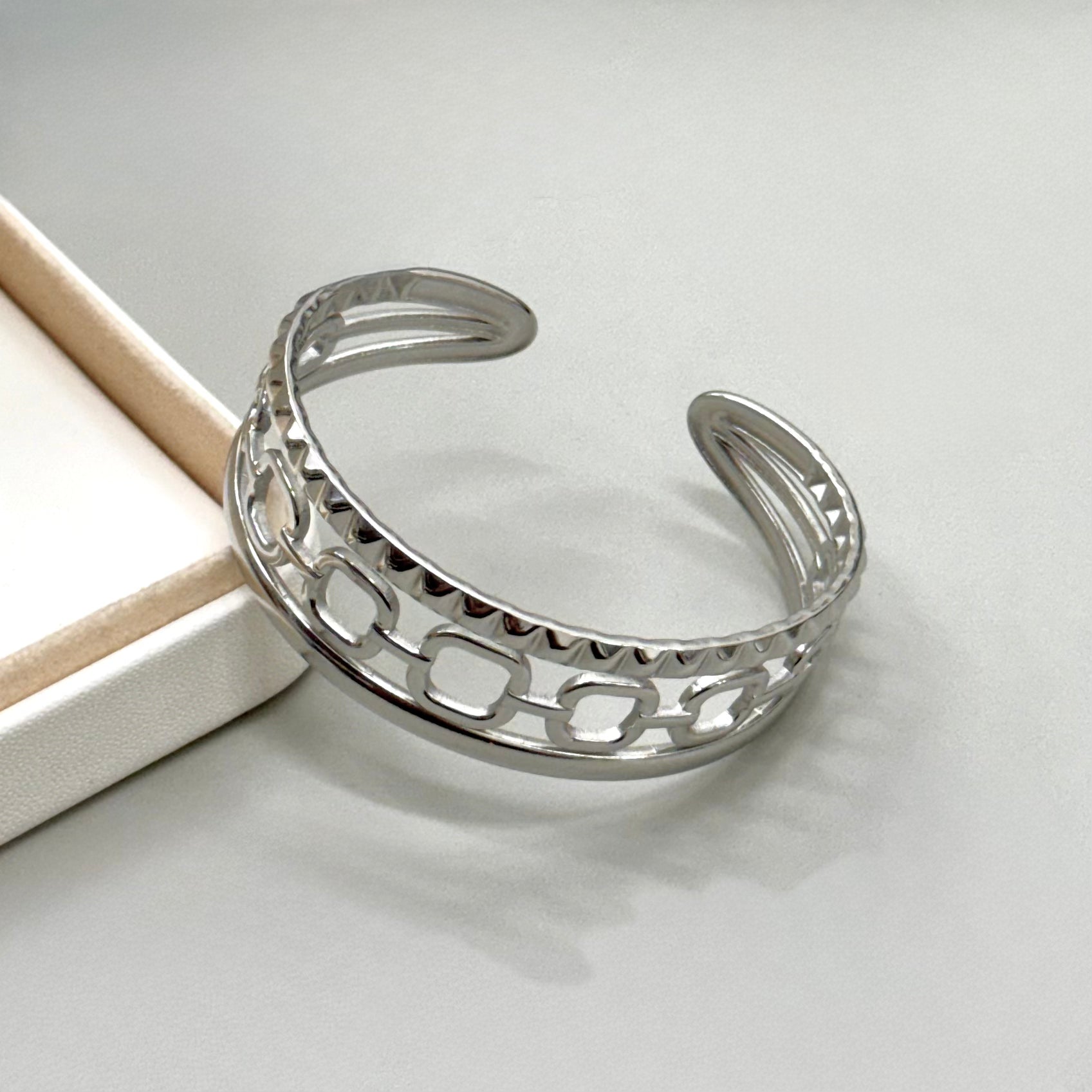 PULSERA RIGIDA | TRES LINEAS TRES DISEÑOS