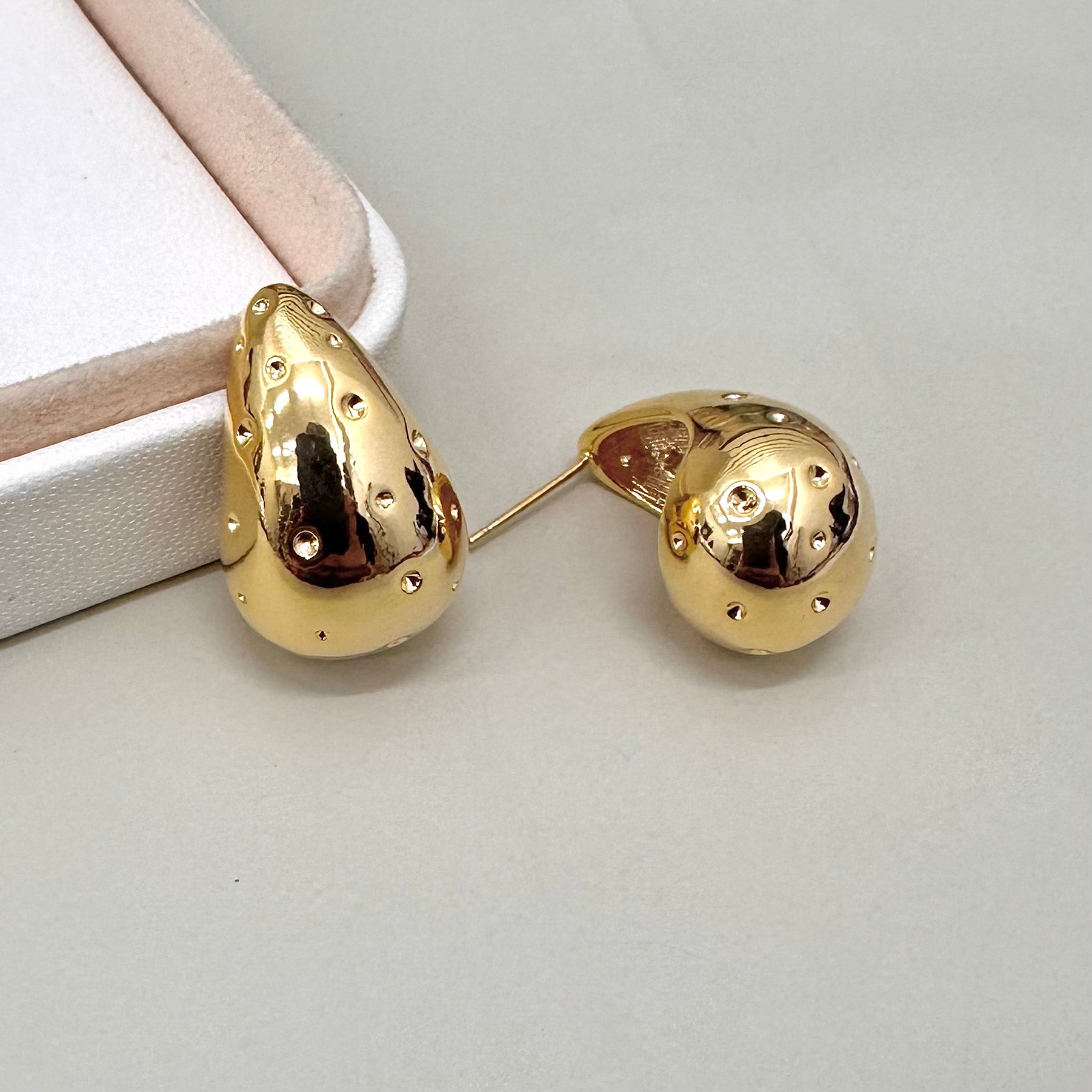 AROS BAÑO DE ORO | GOTAS CON PUNTOS | 27MM