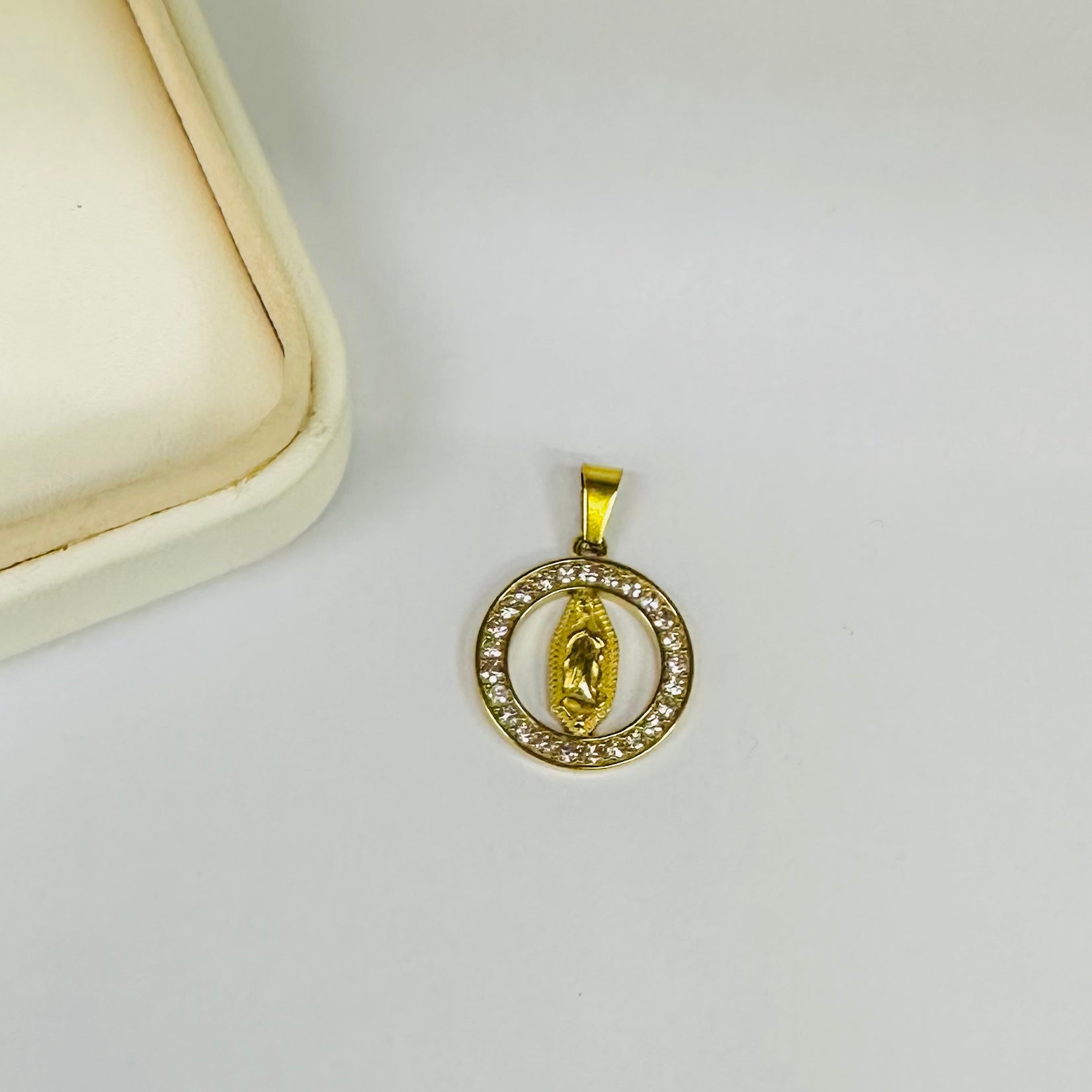 COLGANTE RELIGIOSO | VIRGEN DE GUADALUPE CON CIRCONES