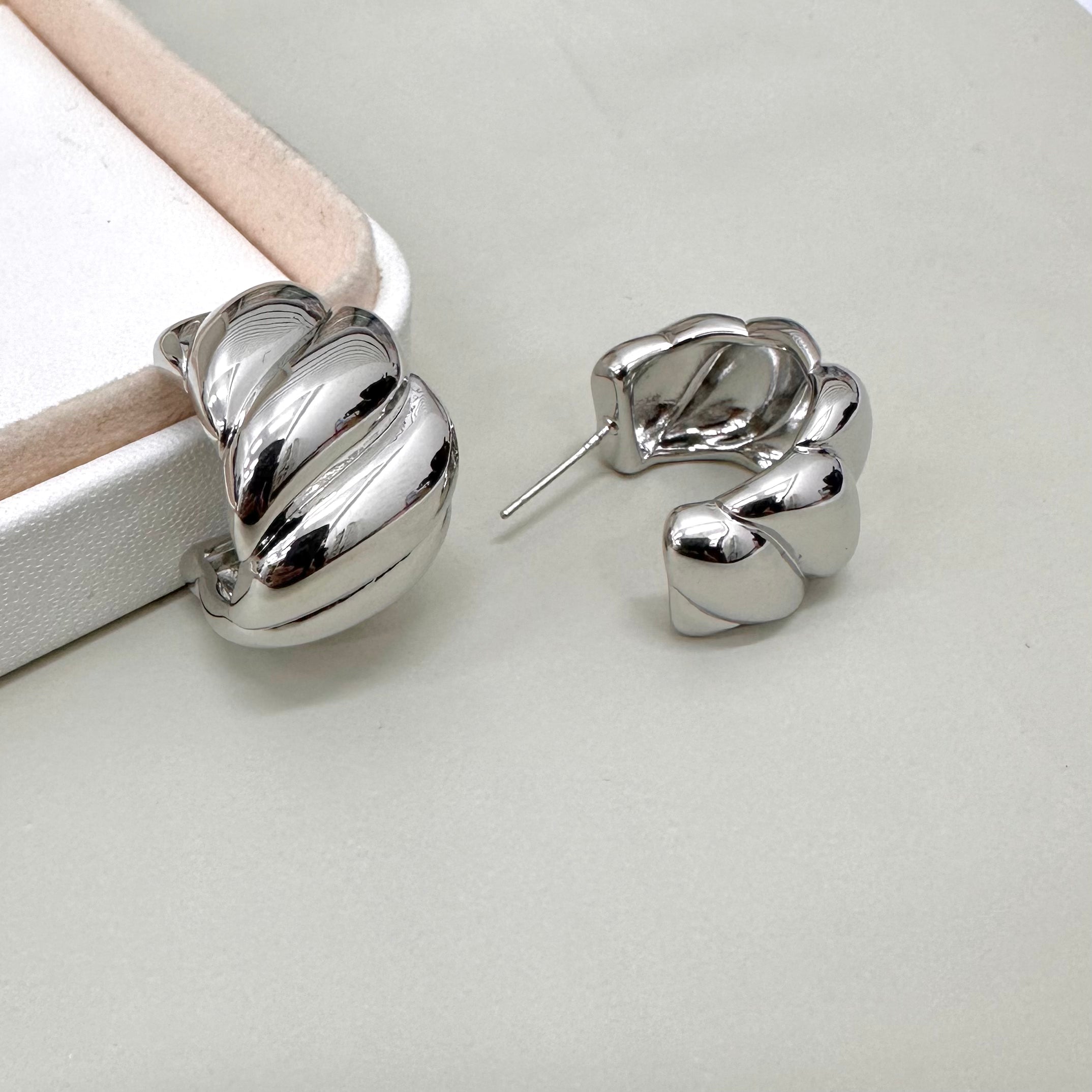 AROS BAÑO DE ORO | ARGOLLA TRENZA | 23MM X 20MM