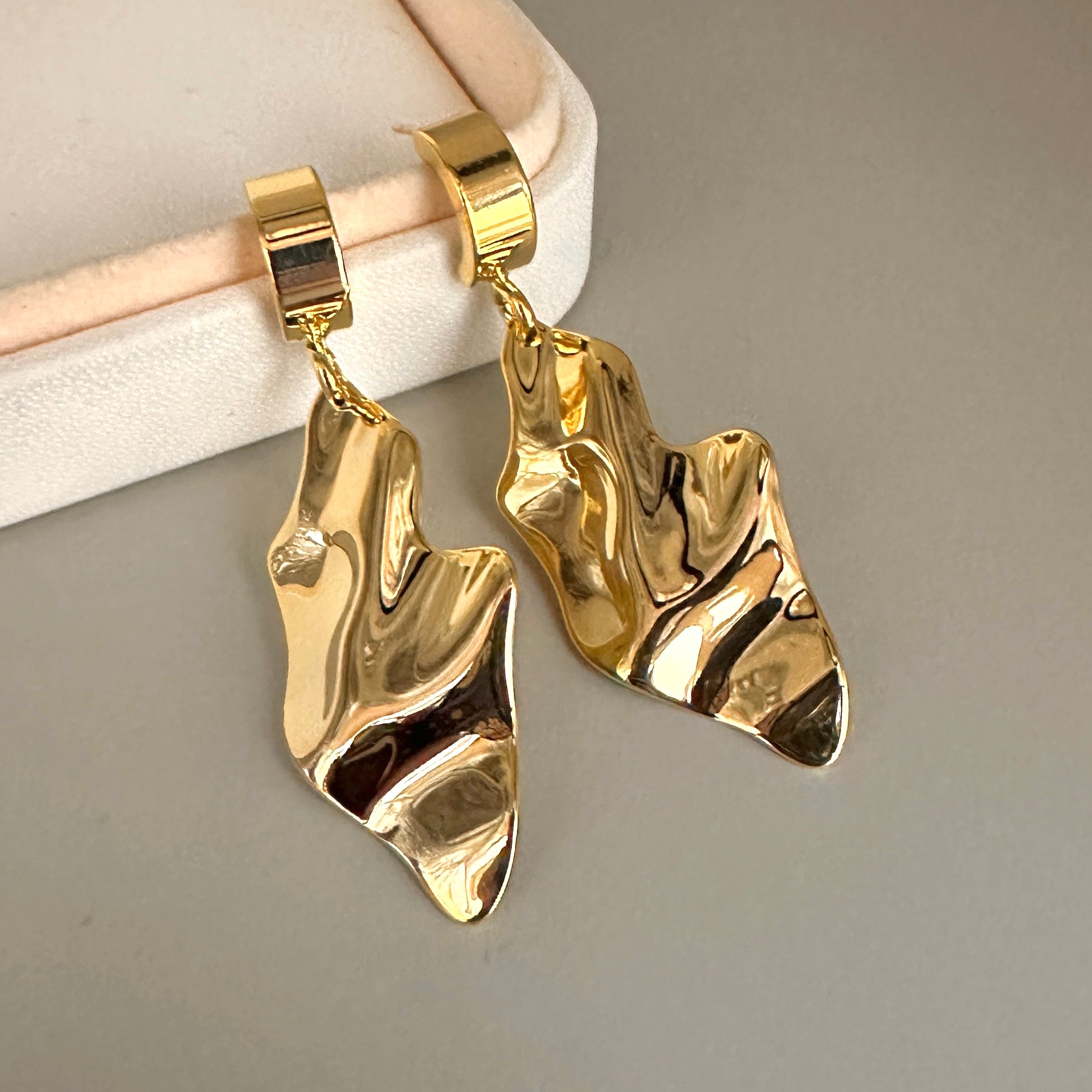 AROS | COLGANTE IRREGULAR