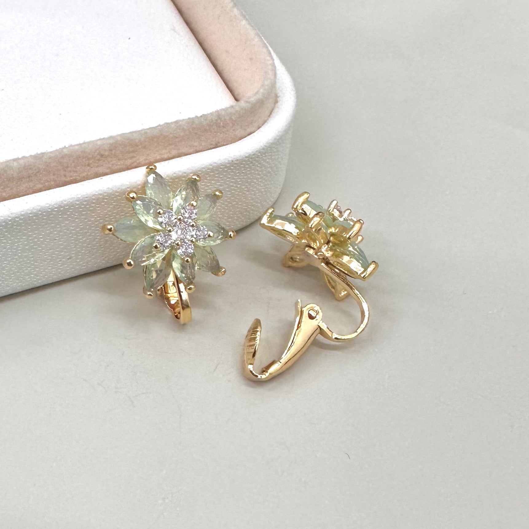 AROS CLIP | FLOR | CIRCONITA VERDE AGUA