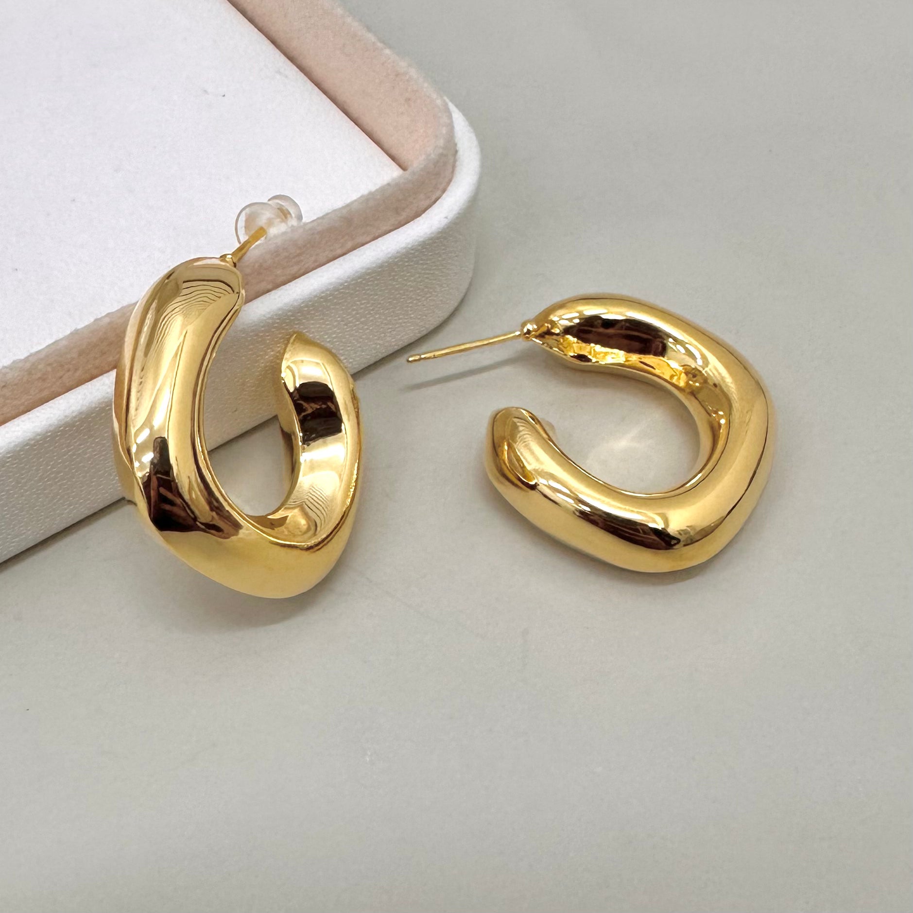 AROS BAÑO DE ORO | ARGOLLA EN C CUADRO| 30MM