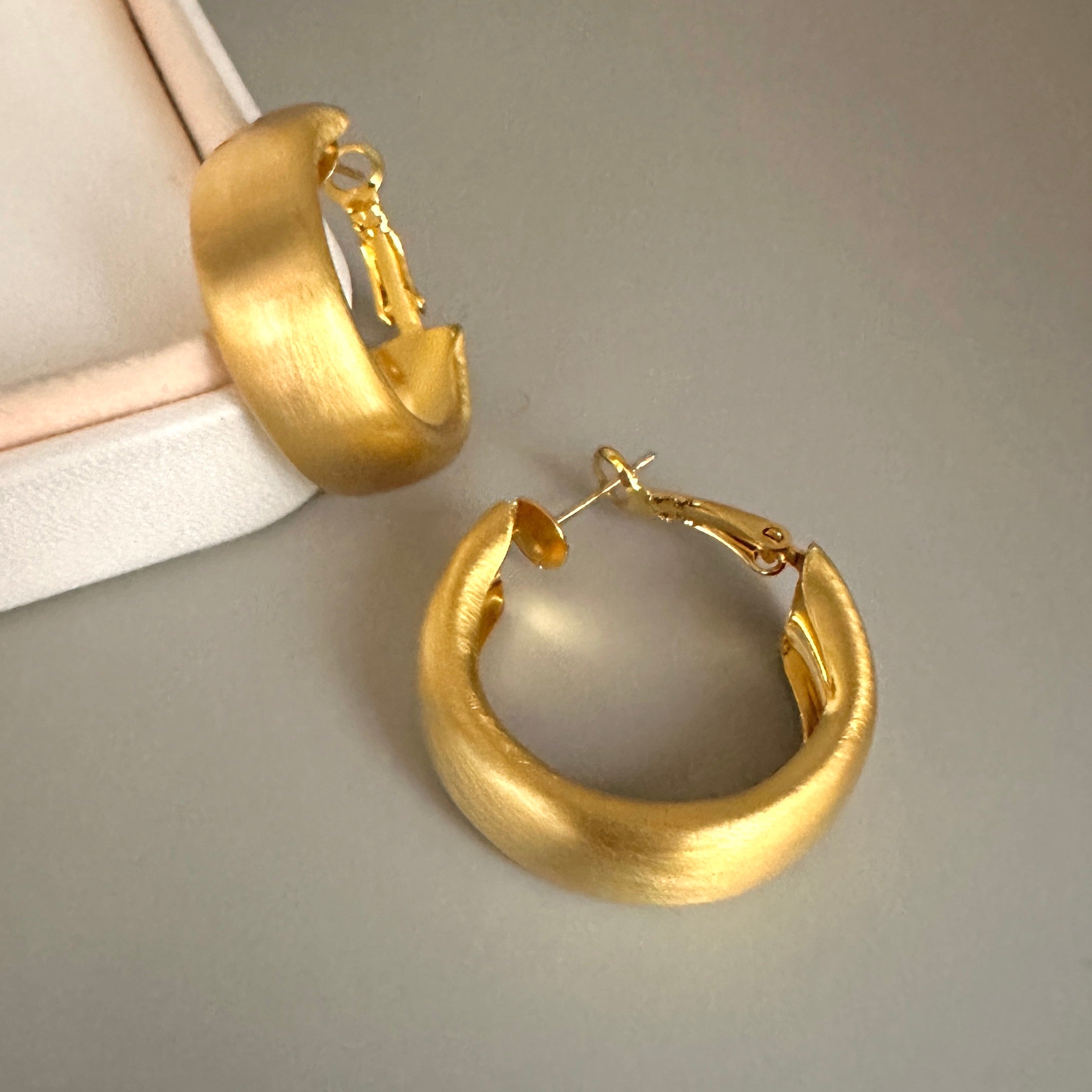 AROS | ARGOLLA EFECTO MATTE
