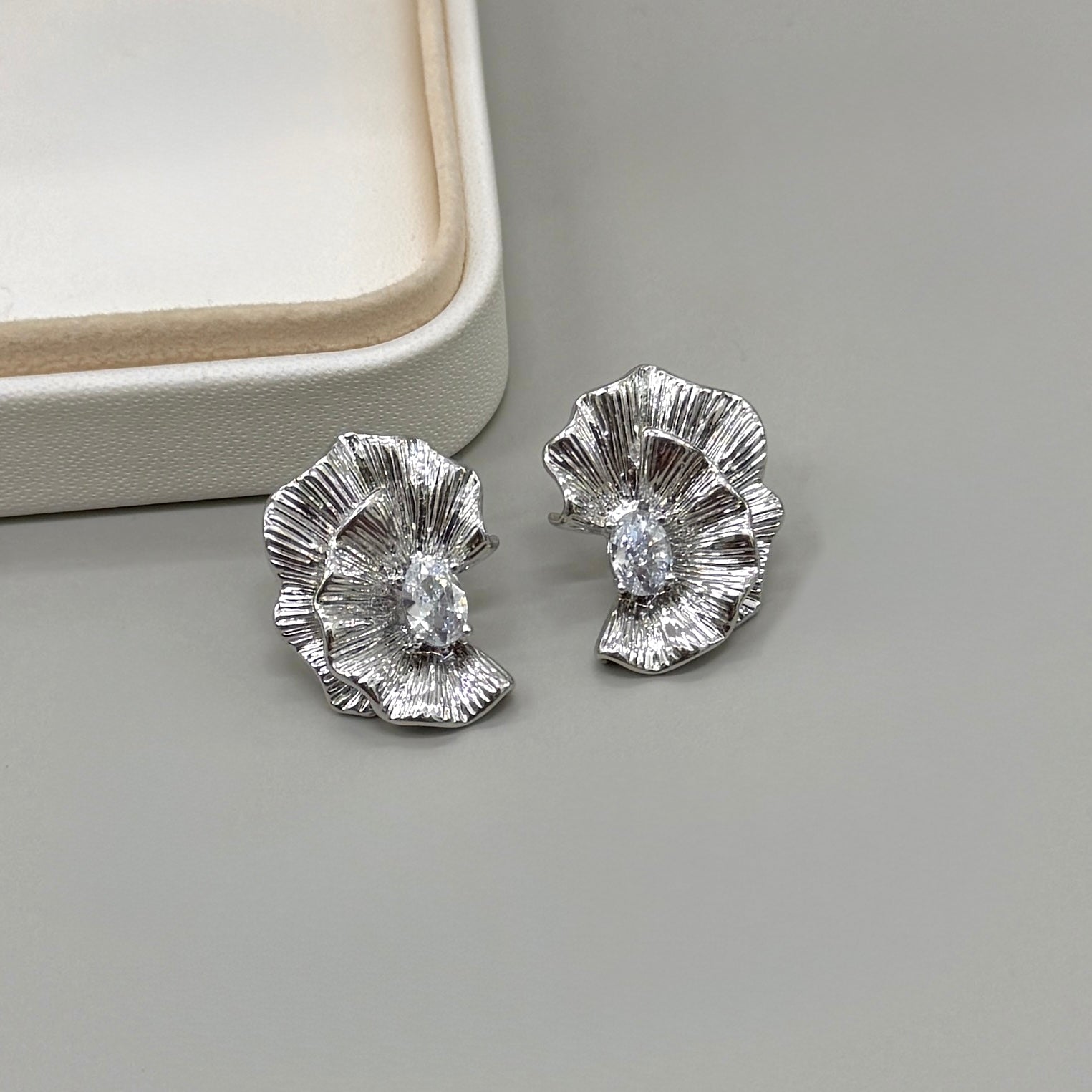 AROS | MEDIA FLOR CON CIRCON