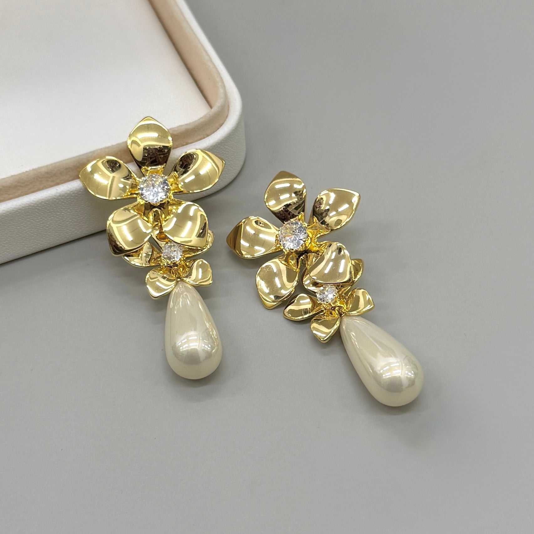 AROS | DOBLE FLOR CON CIRCON