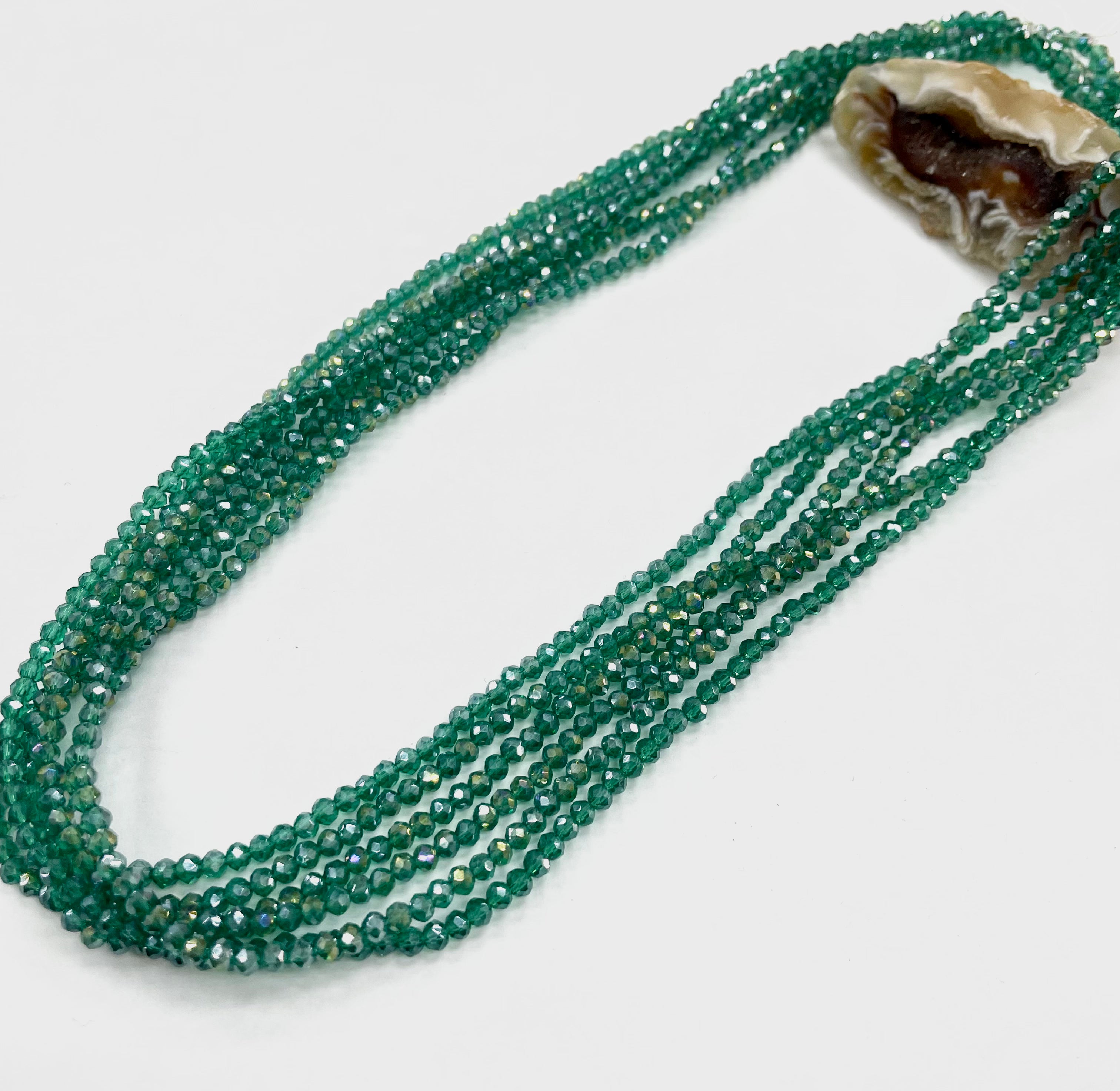 CRISTAL CHATO | 3.2MM | TRANSLUCIDO TORNASOL VERDE (26-34W)