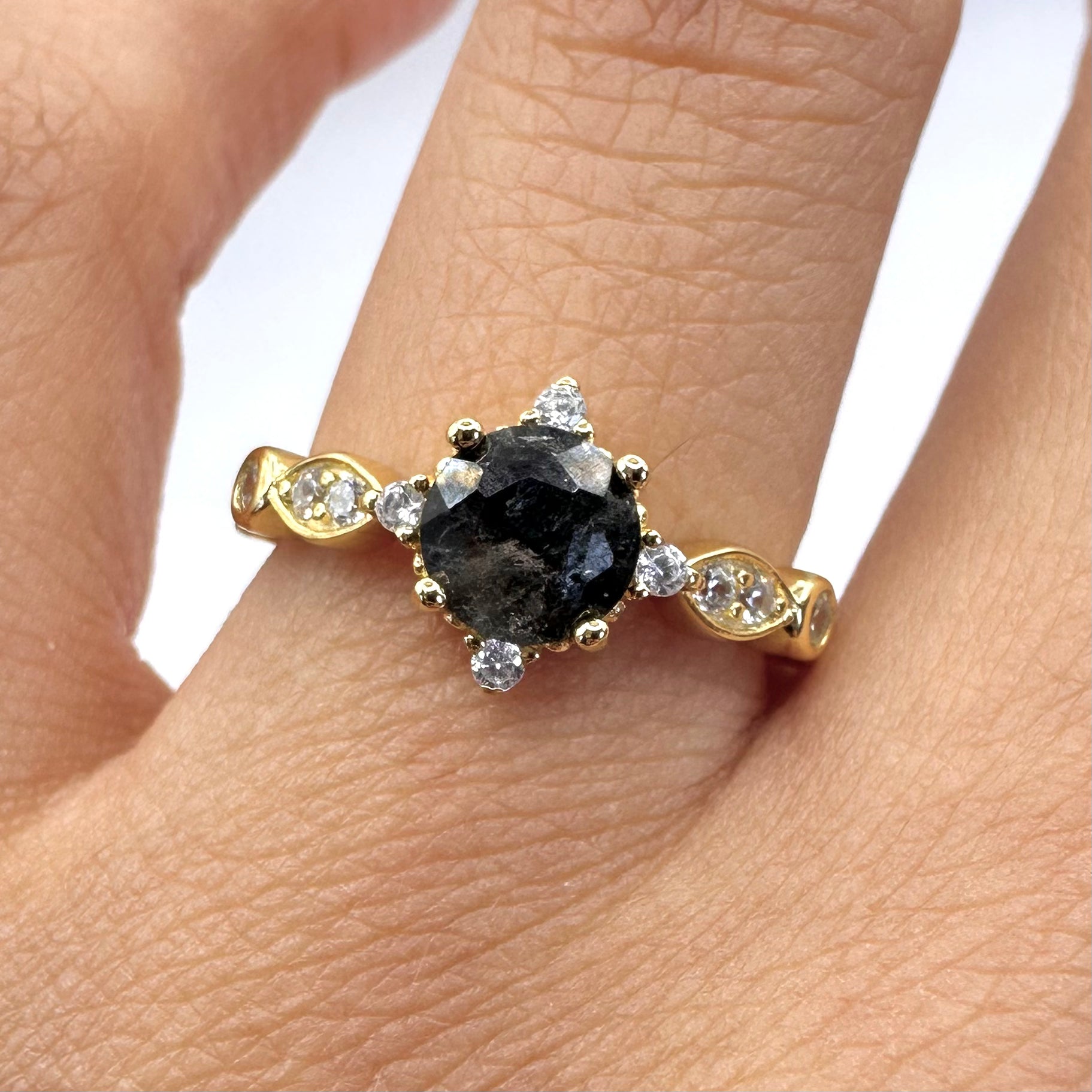 ANILLO “ESTRELLA” | DIAMANTE HERKIMER | BAÑO DE ORO 14K