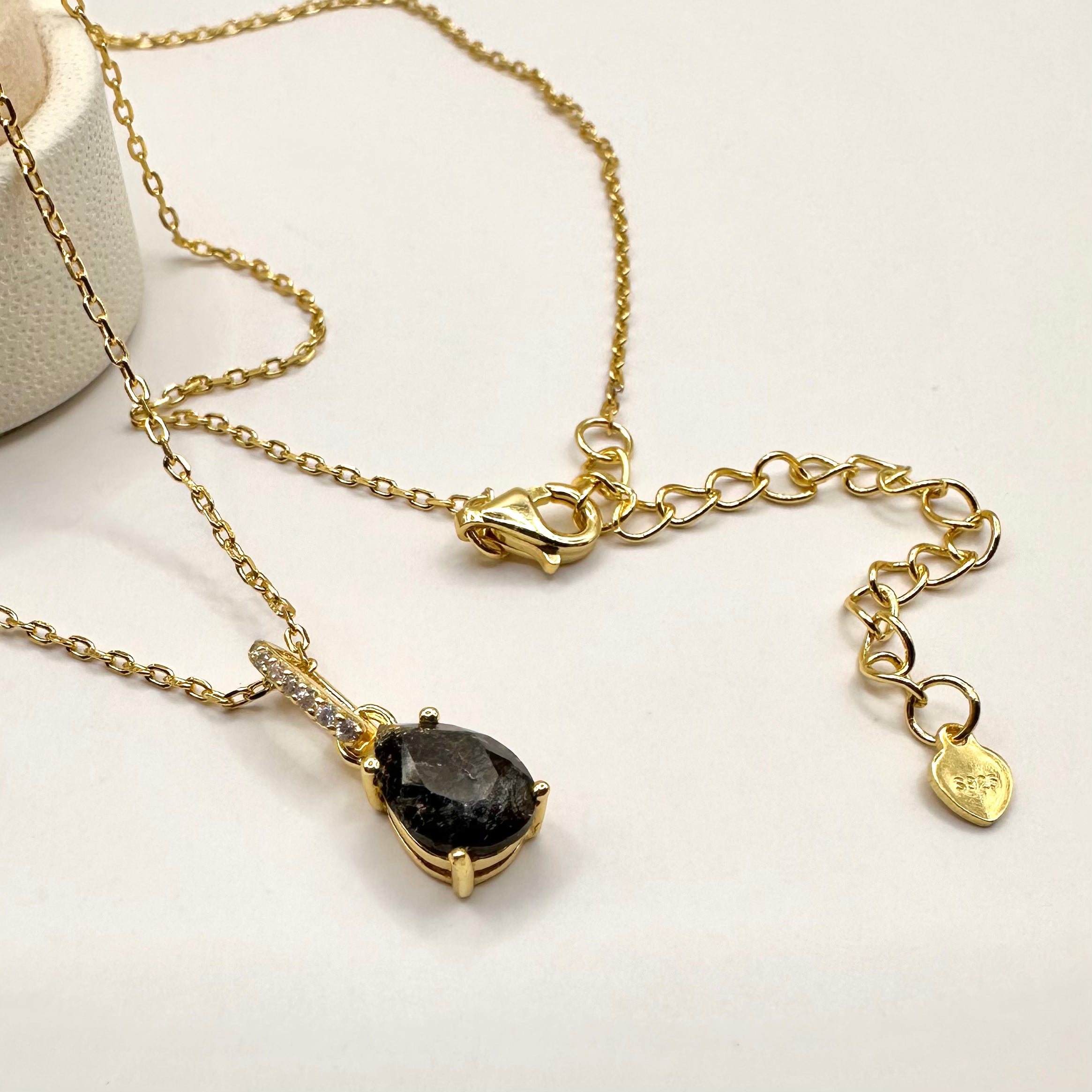 COLLAR “REINA” | DIAMANTE HERKIMER | BAÑO DE ORO 14K