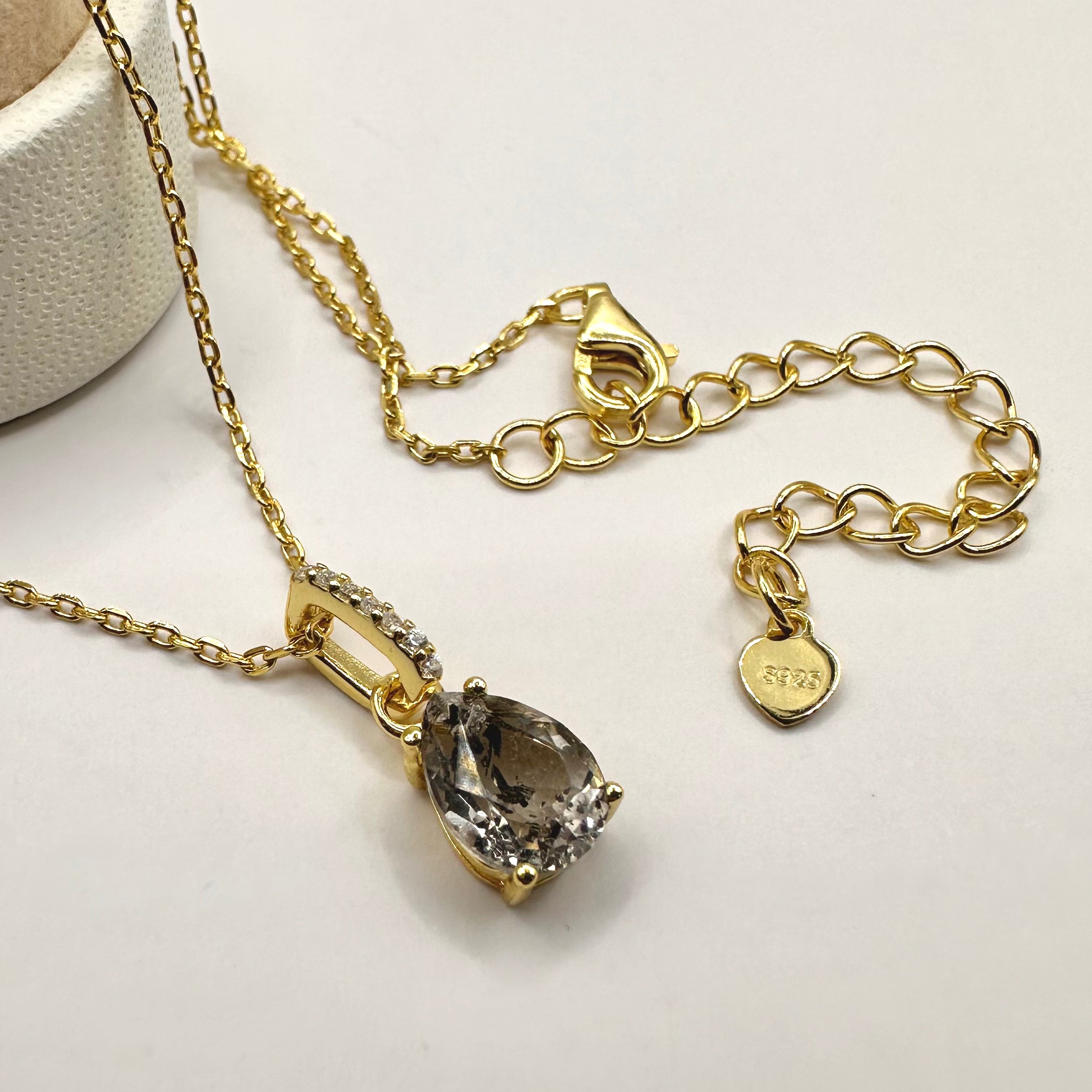 COLLAR “REINA” | DIAMANTE HERKIMER | BAÑO DE ORO 14K