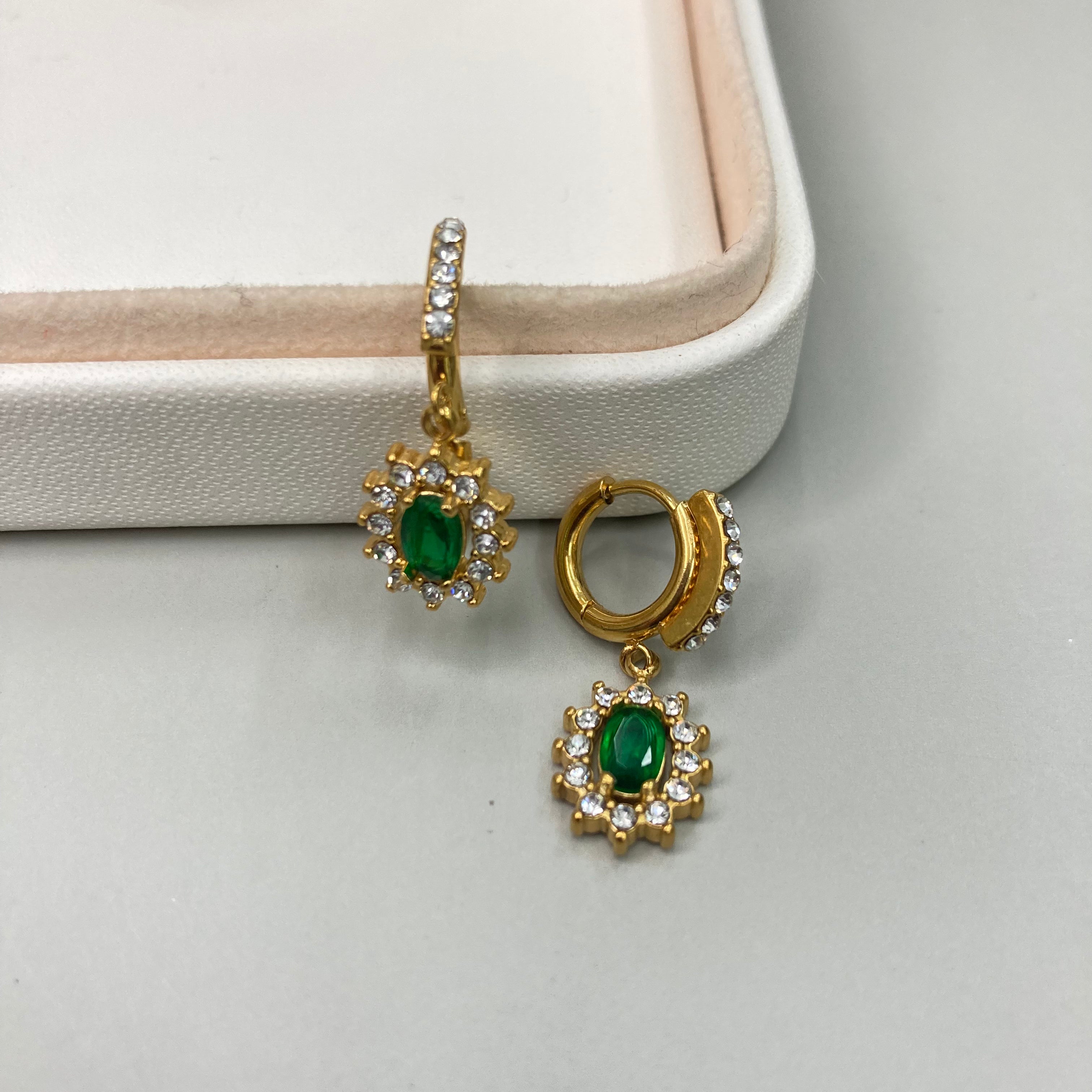 AROS | COLGANTE FLOR CON CRISTALES Y PIEDRA