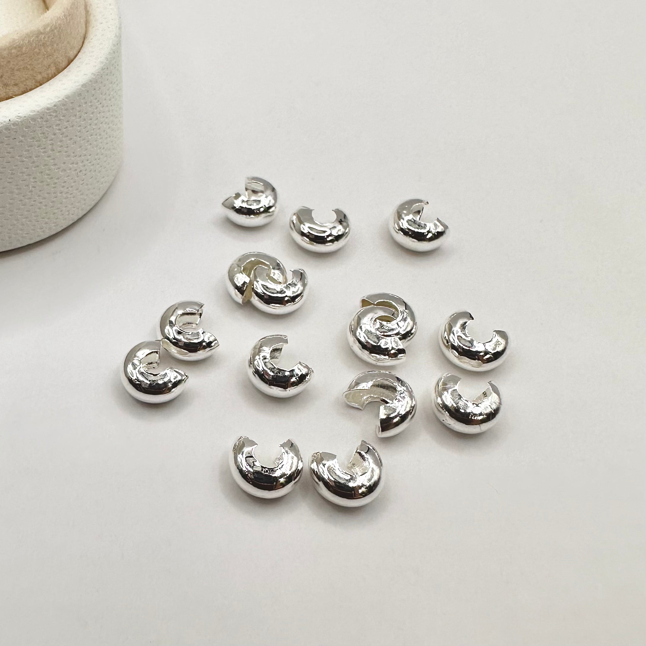 TAPANUDO CARACOL | 4MM | BAÑO DE PLATA