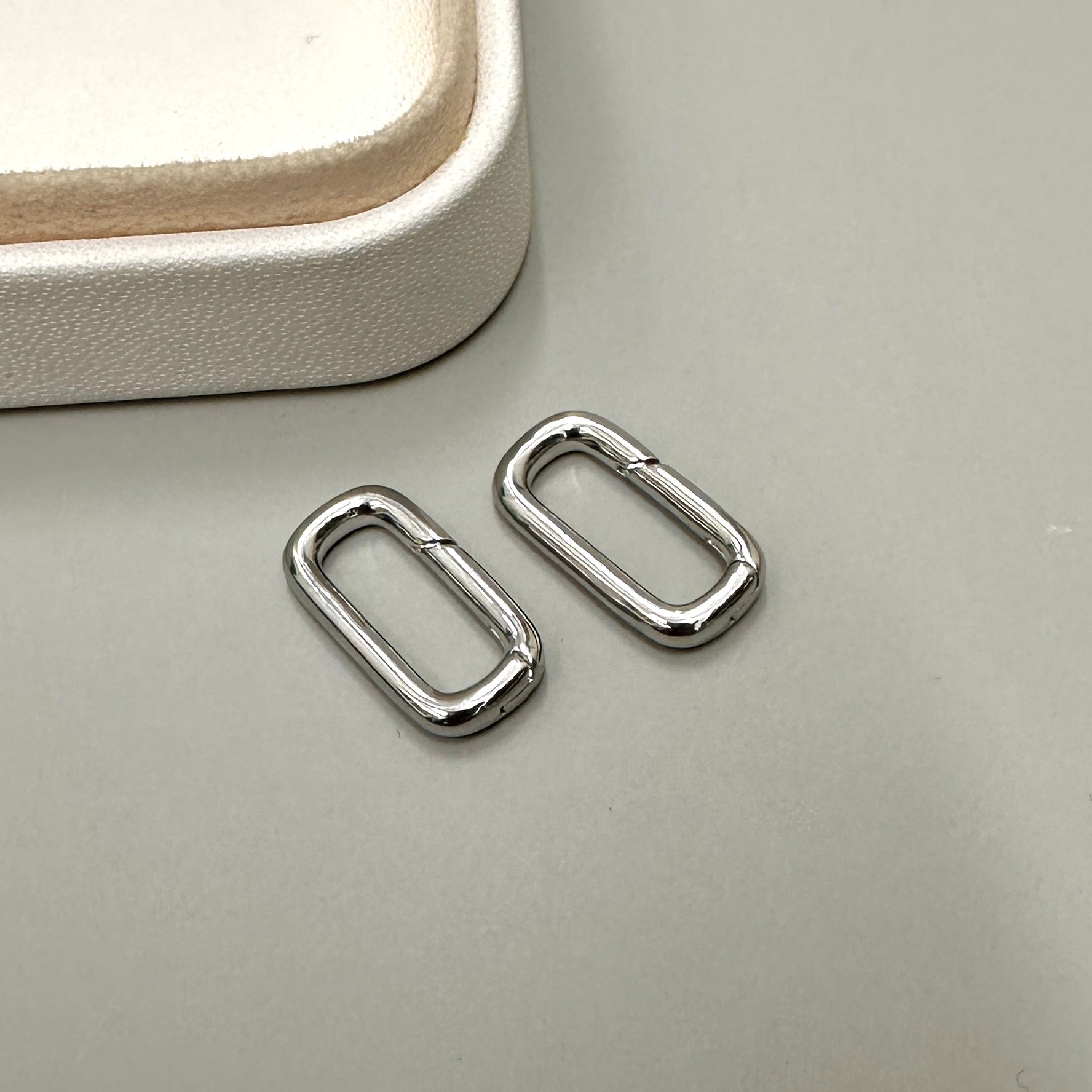 BROCHE RECTANGULAR | 18MM