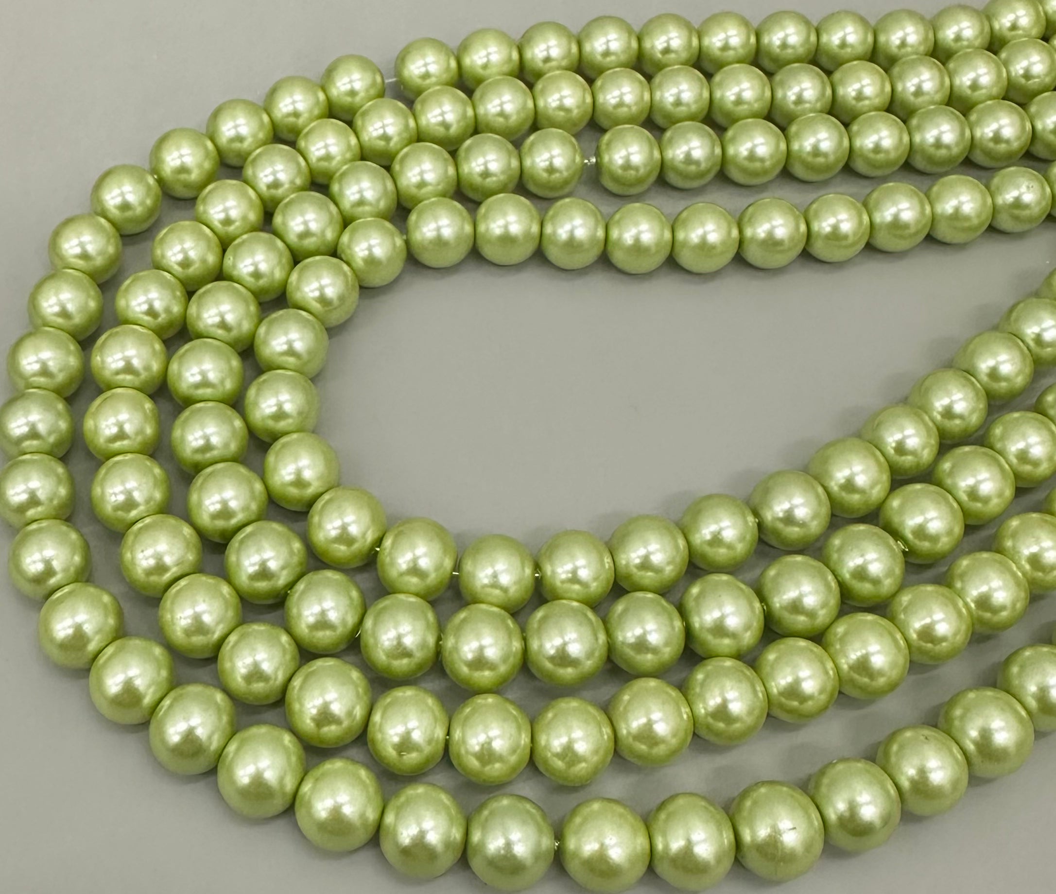 PERLA BRILLANTE | 10MM | VERDE CLARO