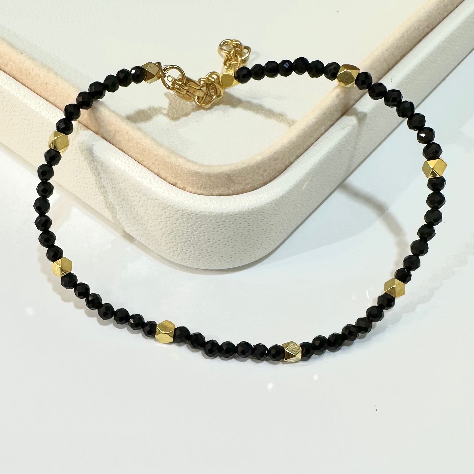PULSERA DE PIEDRAS | ESPINELA | BAÑO DE ORO | 20CM (13-4B)