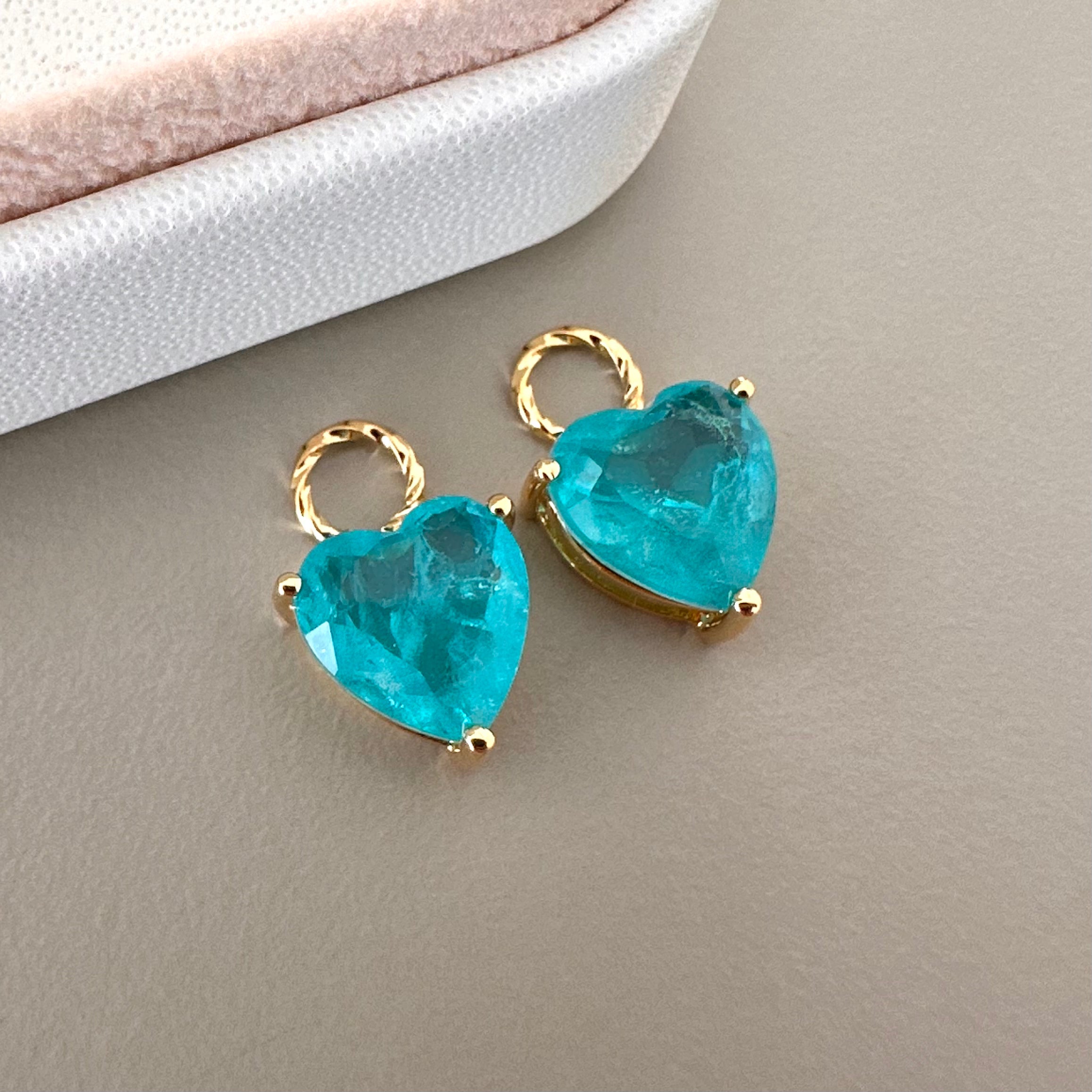 COLGANTE CORAZON | CIRCONITA | AAA