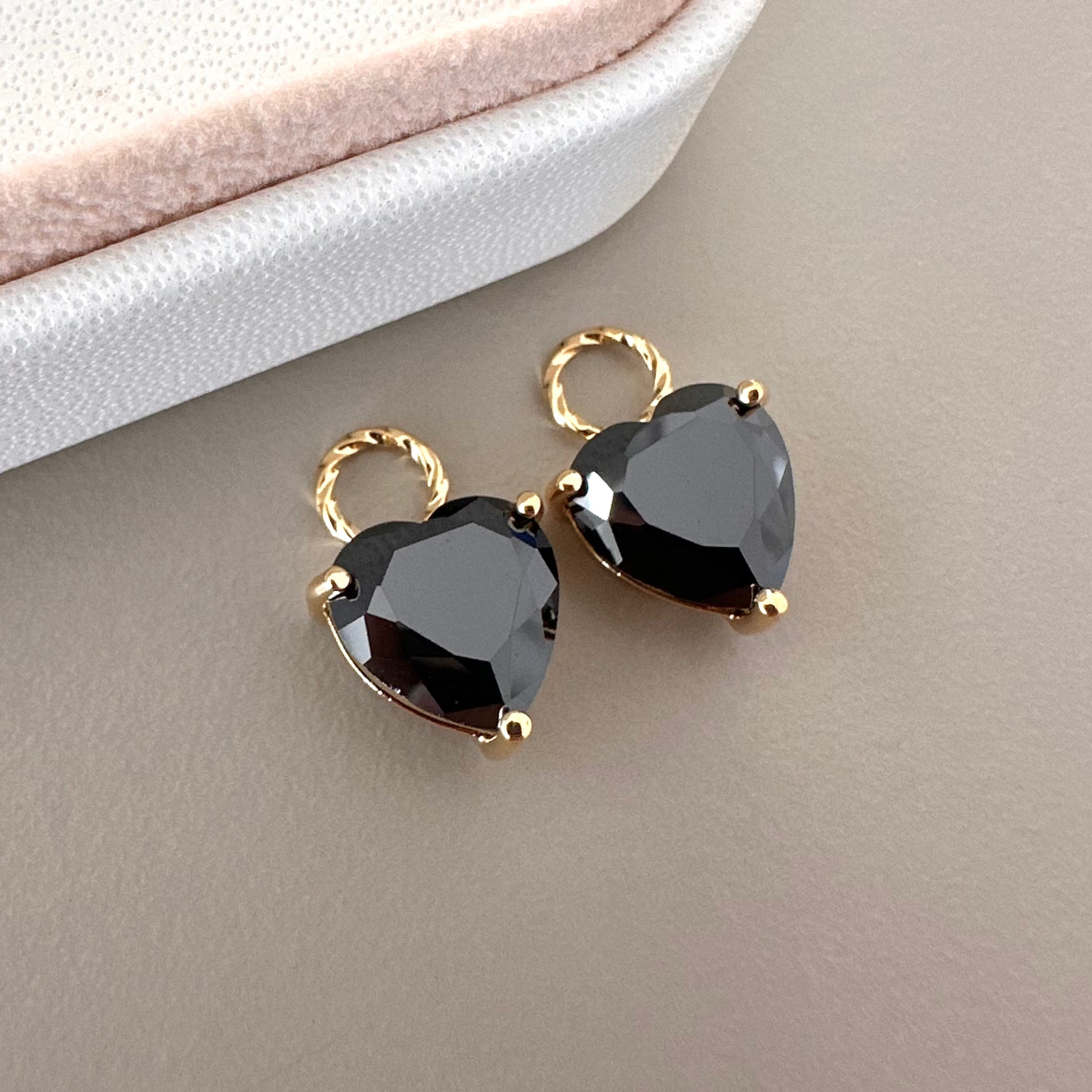 COLGANTE CORAZON | CIRCONITA | AAA