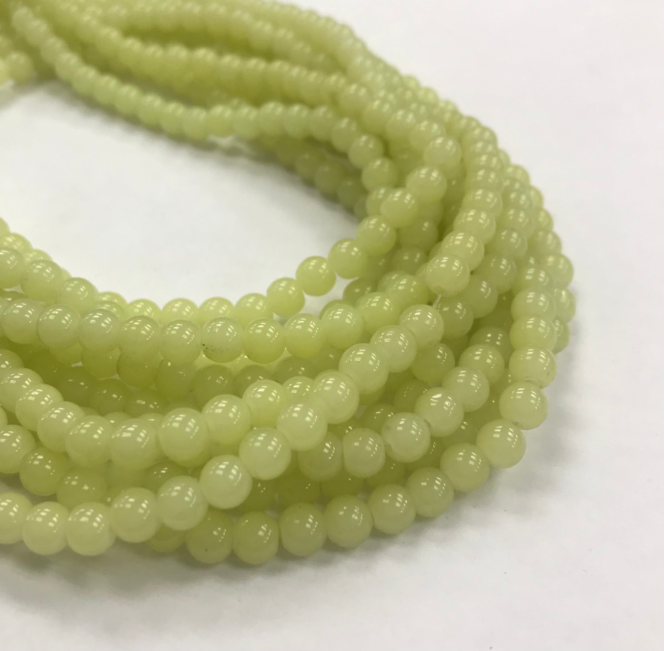 PERLA DE VIDRIO | 6MM | VERDE MUSGO CLARO