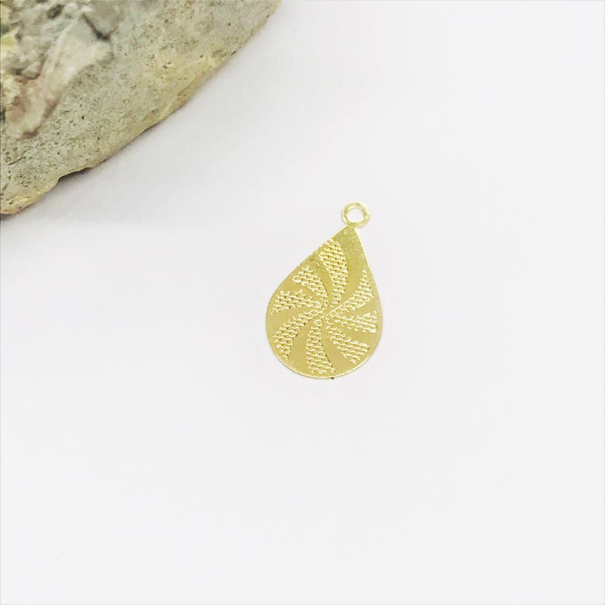 COLGANTE MANDALA GOTA | BAÑO DE ORO 18K | 16MM