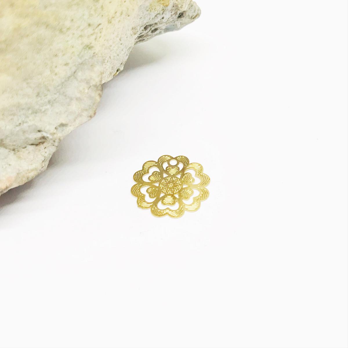 CONECTOR FLOR | BAÑO DE ORO 18K | 15MM