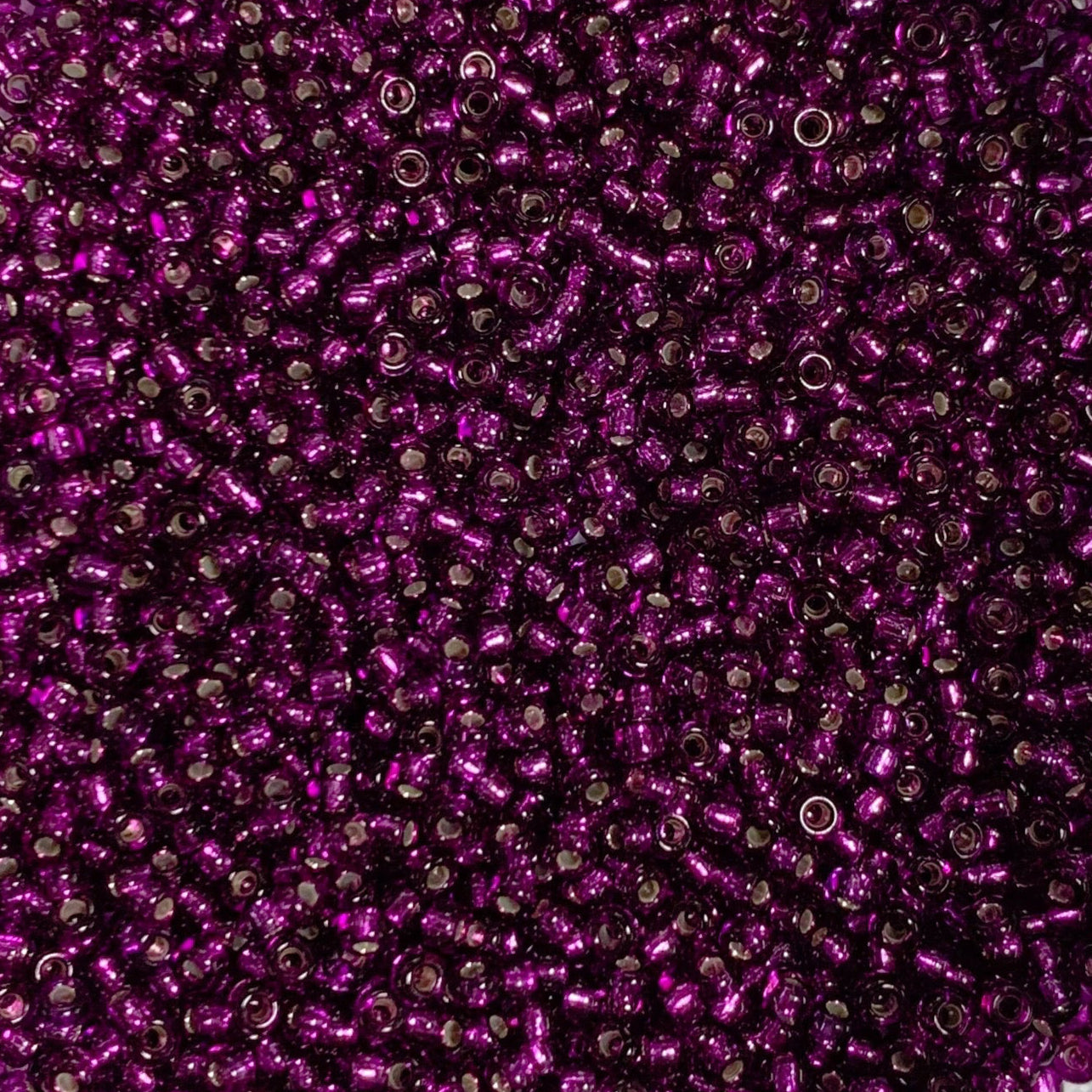 Miyuki Round Rocailles 11/0 | 1342RR | Silverline Violeta (C26)