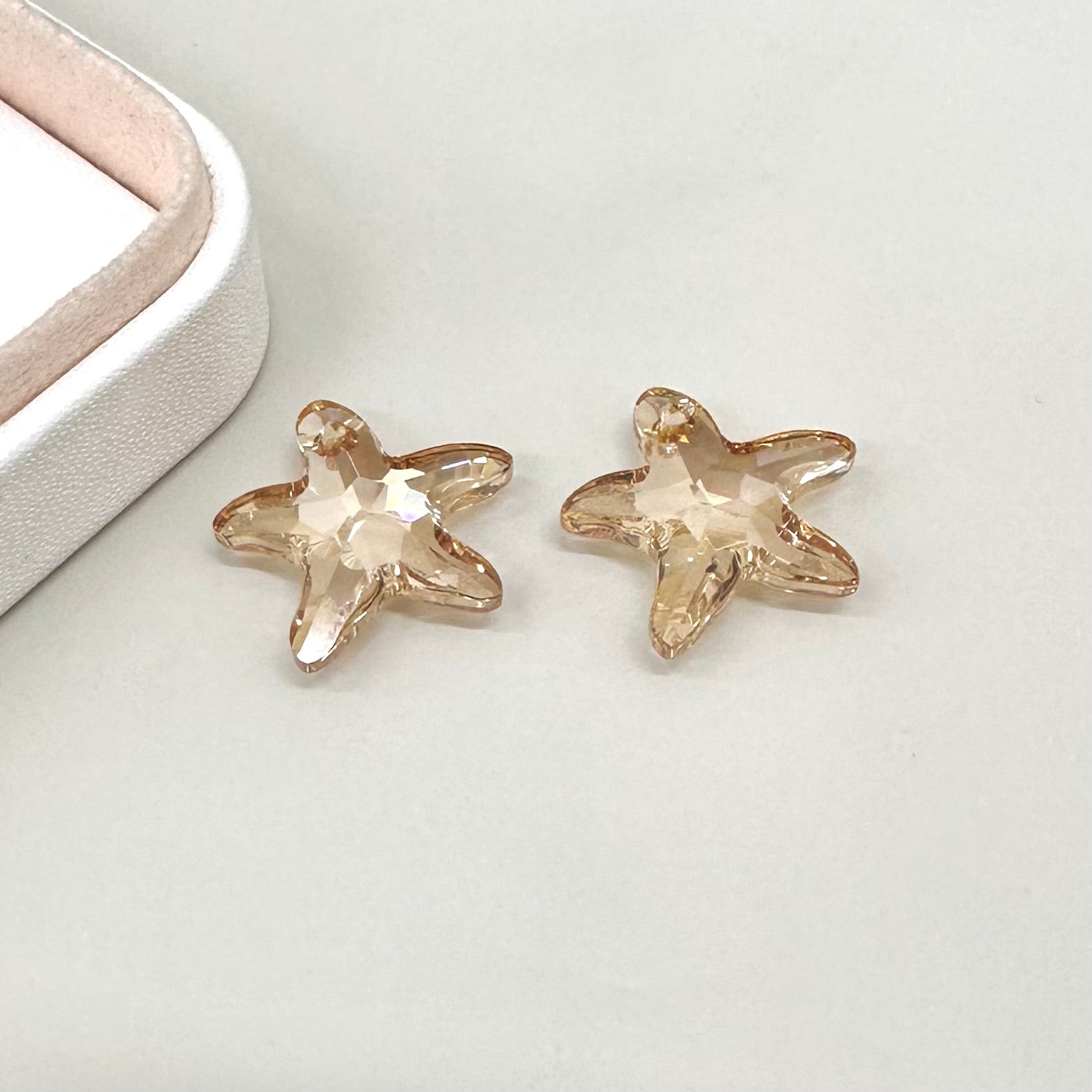 COLGANTE SWAROVSKI | ESTRELLA BEIGE SATIN | 20MM