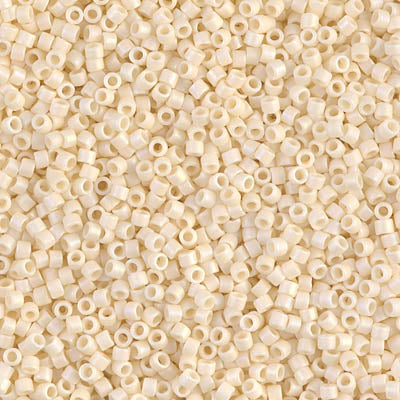 Miyuki Delica Beads 11/0 | 883DB | Matte Marfil