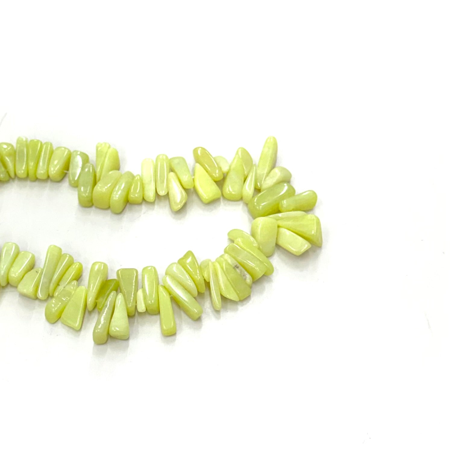 PIEDRA DE DISEÑO | JADE LIMON | DAGA IRREGULAR TRIANGULAR