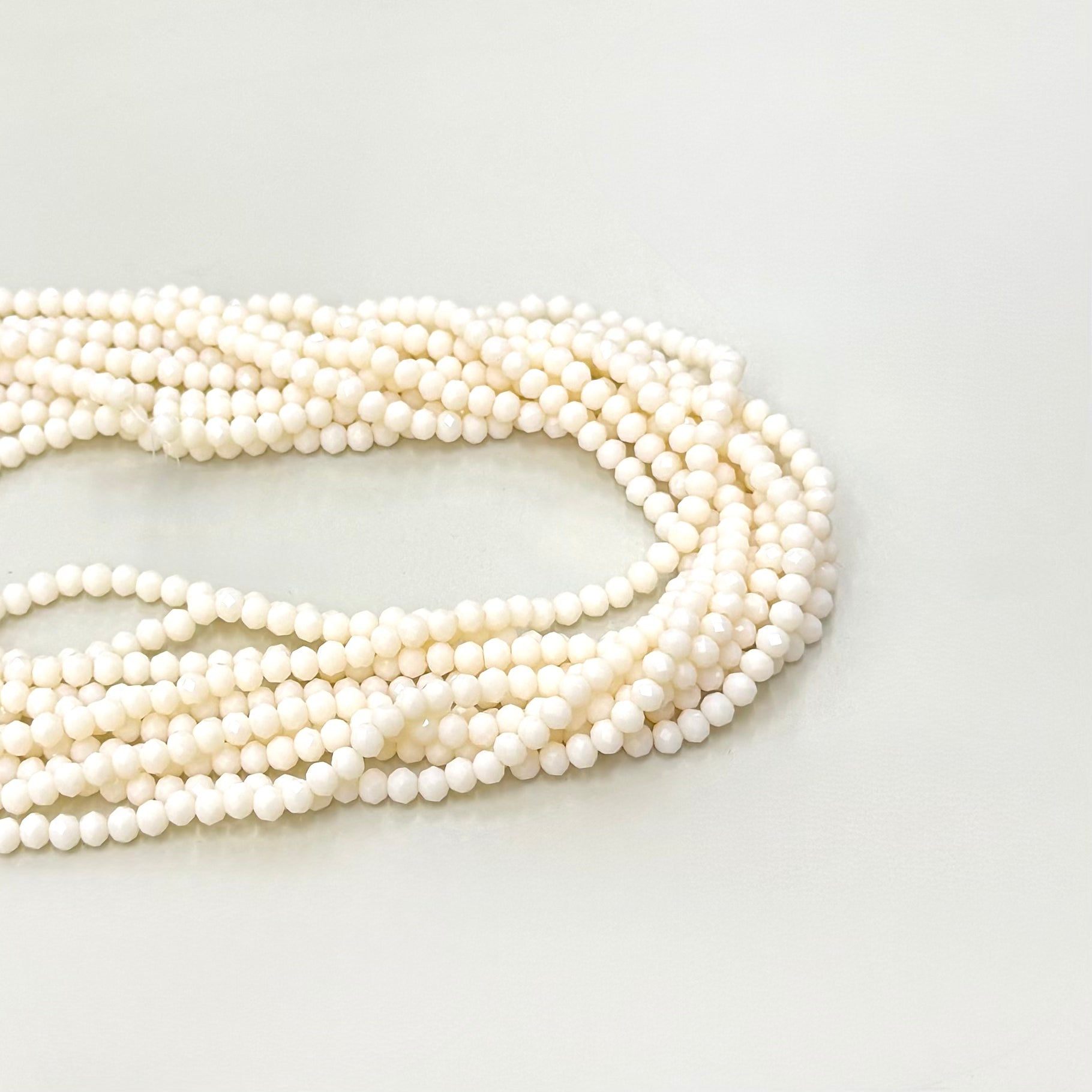 CRISTAL CHATO | MATTE CREMA