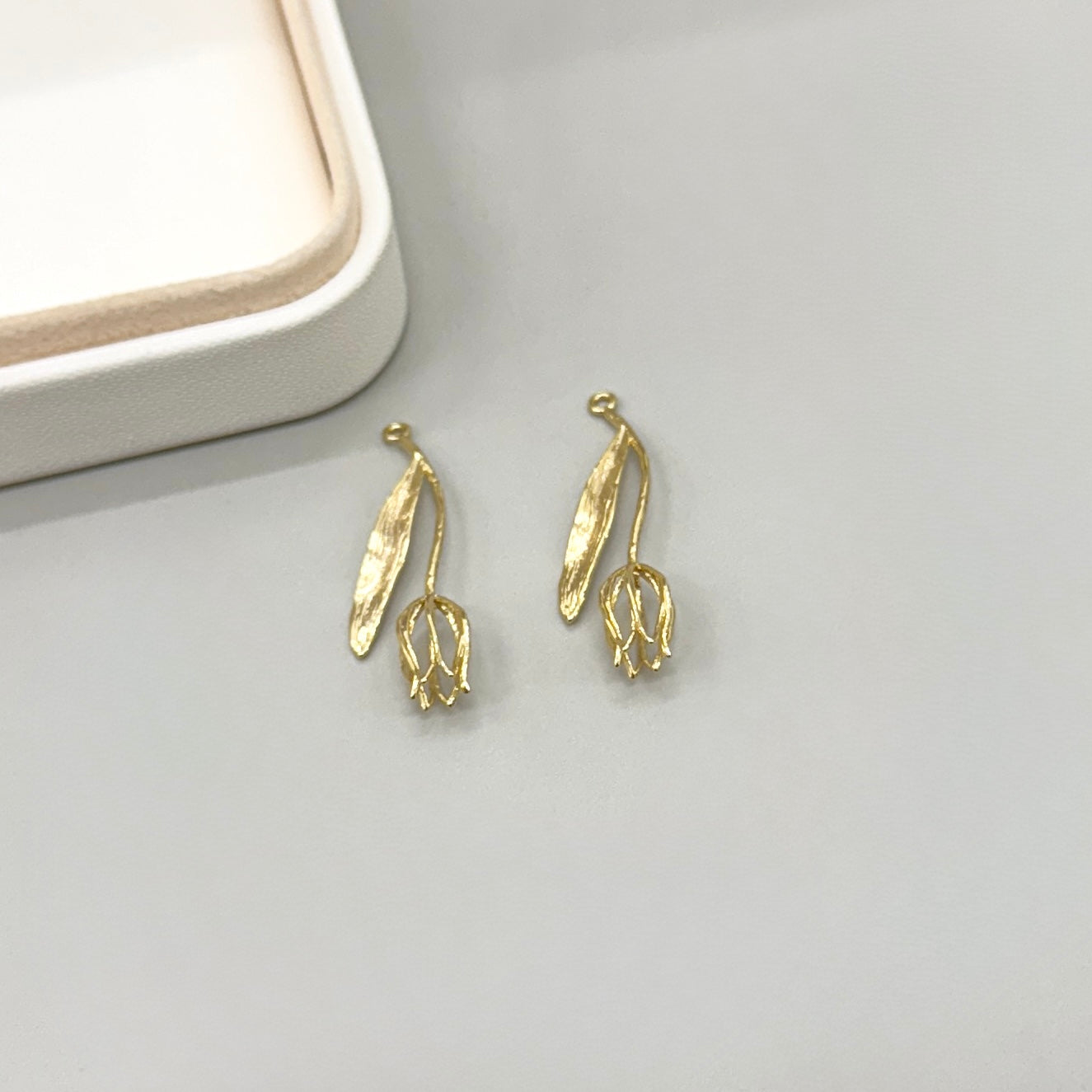 COLGANTE  | FLOR TULIPAN | 1 UND