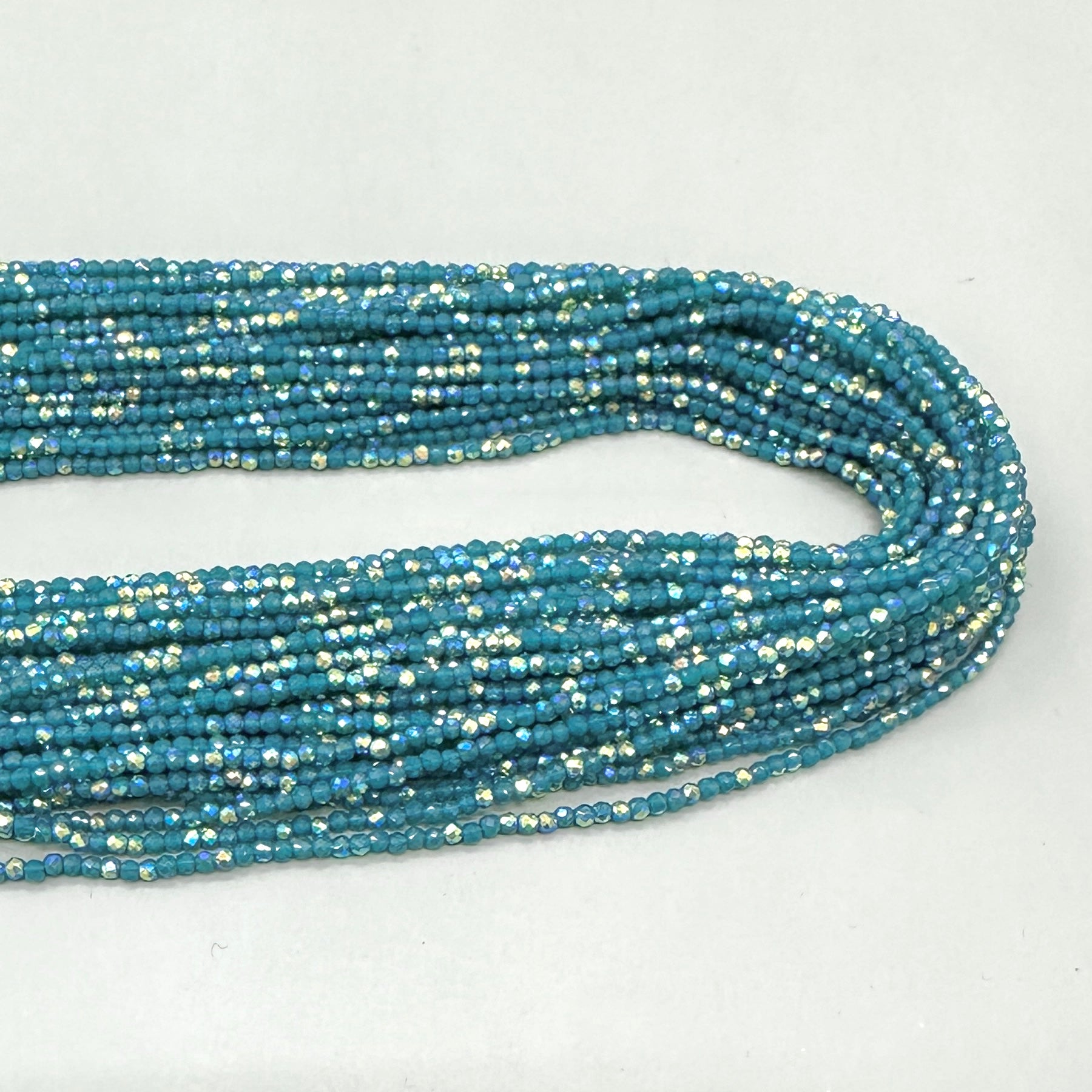 CRISTALES MINERALES FACETADO | PETROLEO OPALESCENTE TORNASOL