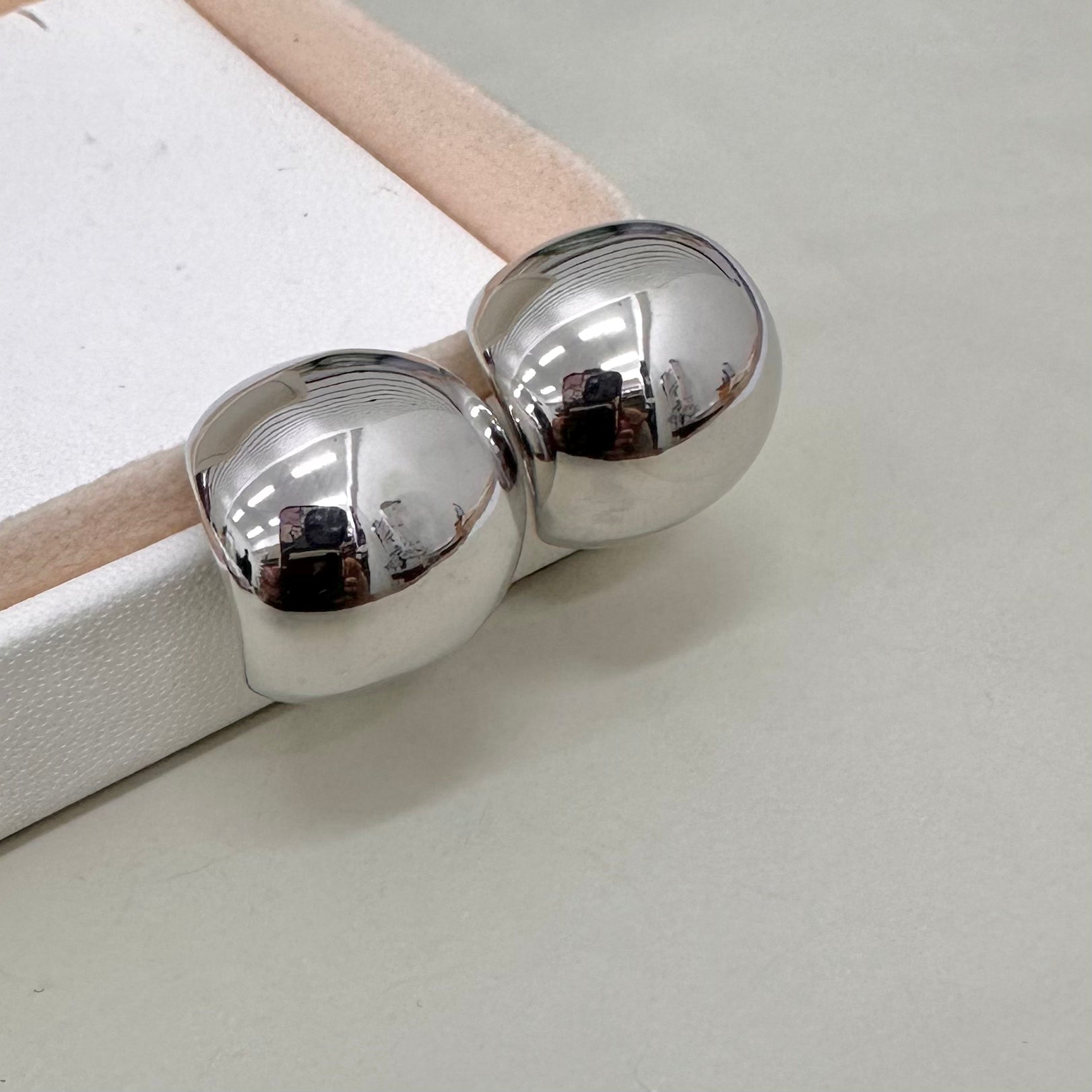 AROS ESFERA HUECA | 20MM X 20MM
