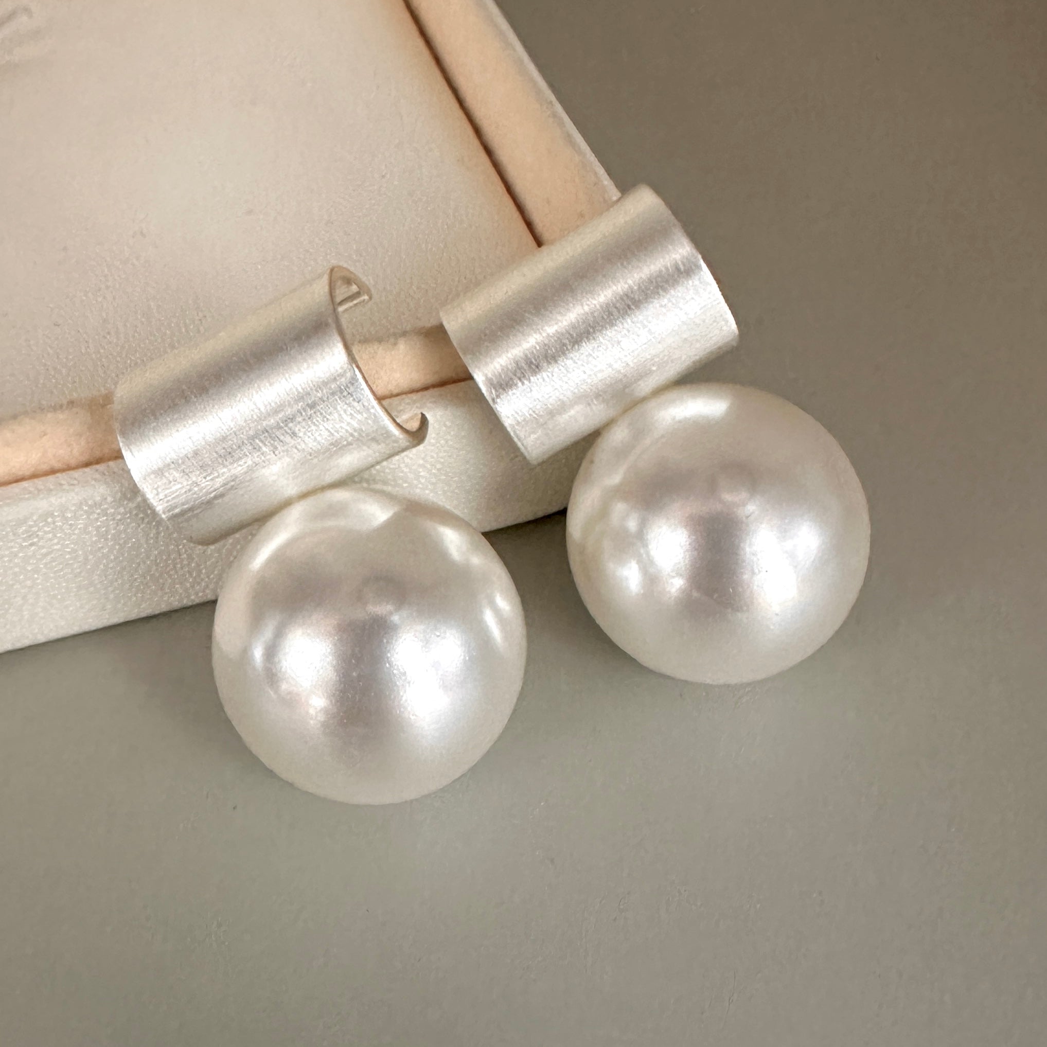 AROS | PERLA Y METAL