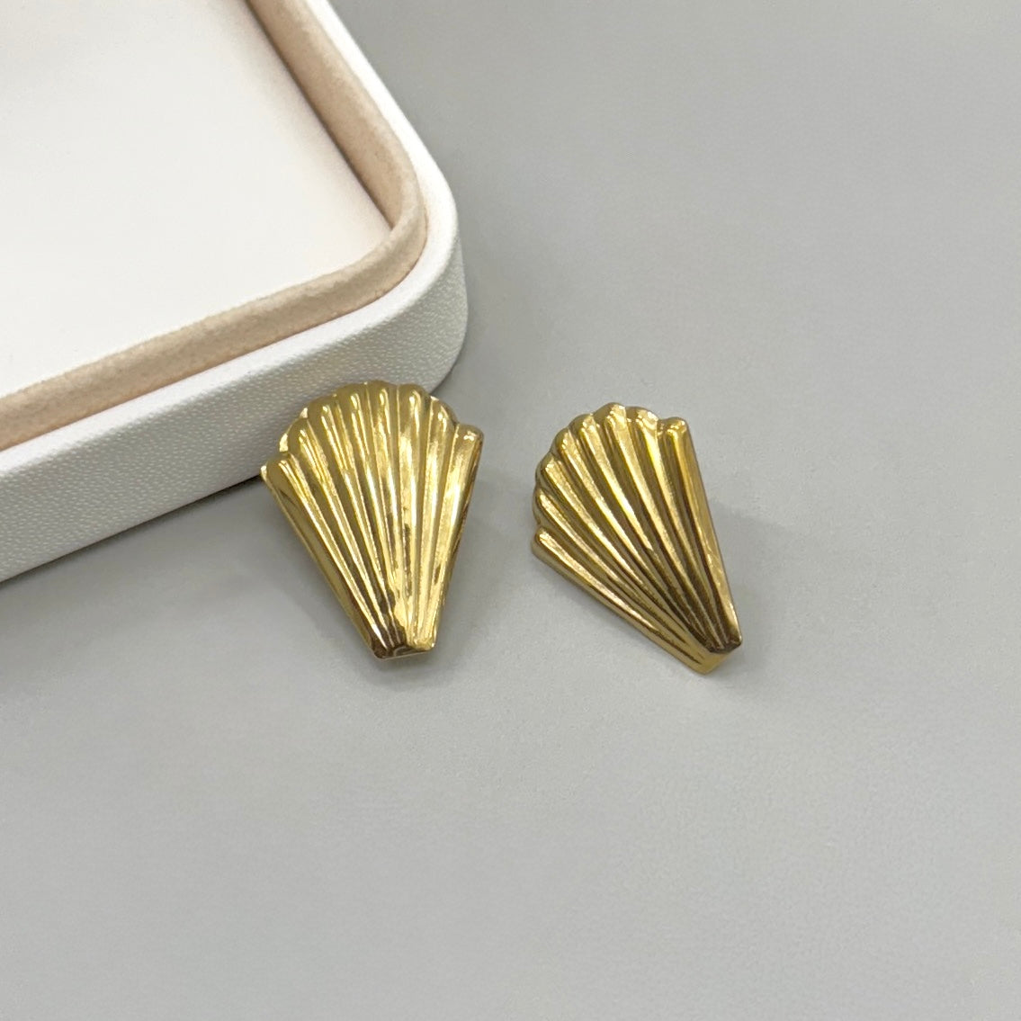 BASE DE ARO | CONCHITA DISEÑO | BAÑO DE ORO 18K | 25MM