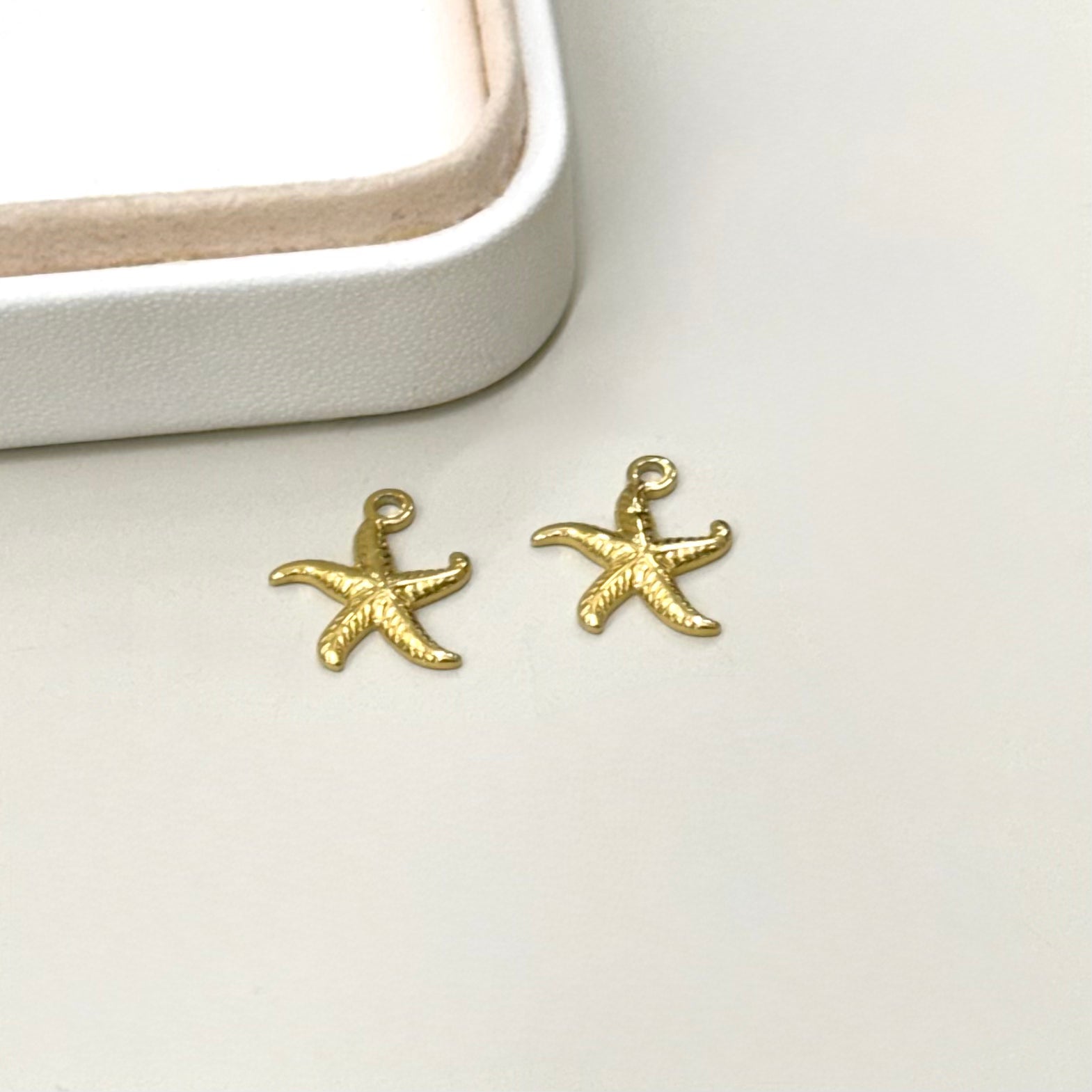 COLGANTE ESTRELLA DE MAR | BAÑO DE ORO