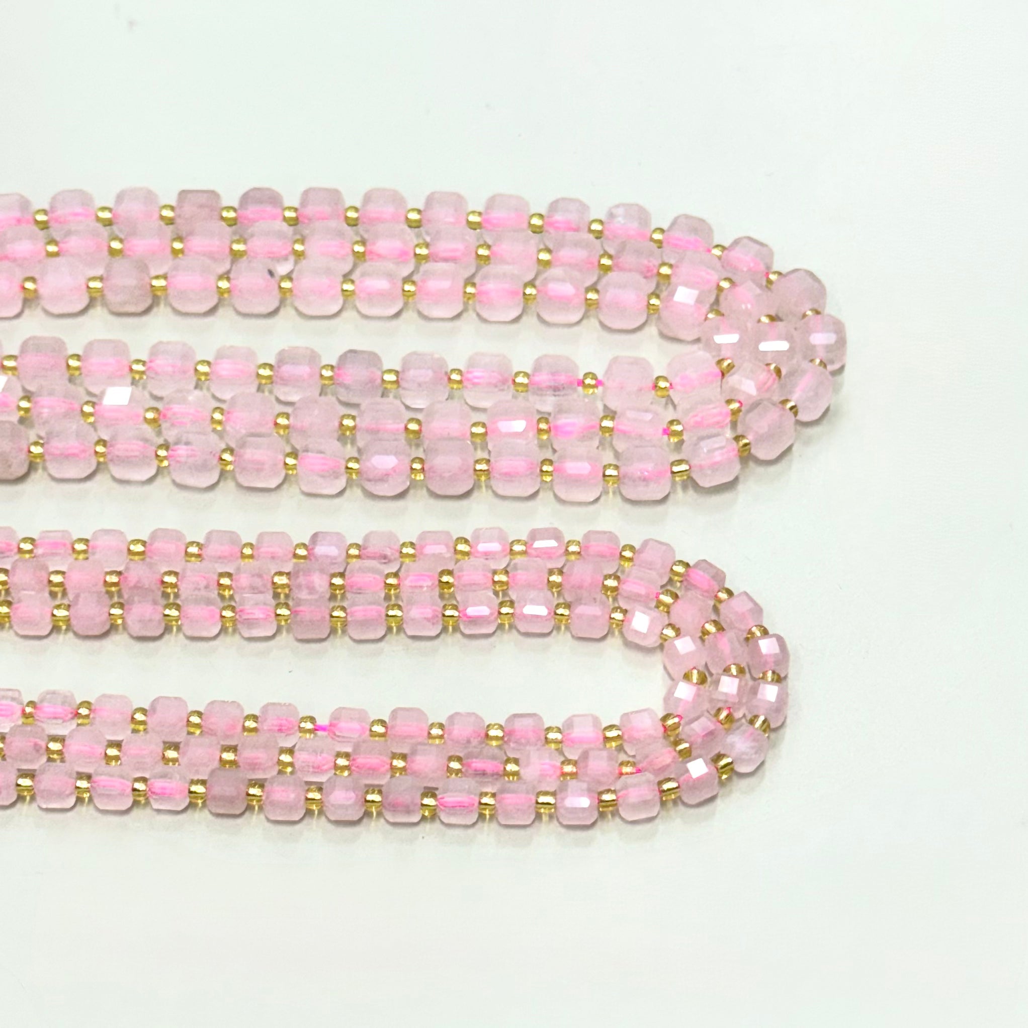 PIEDRA CUBO FACETADA | CUARZO ROSADO