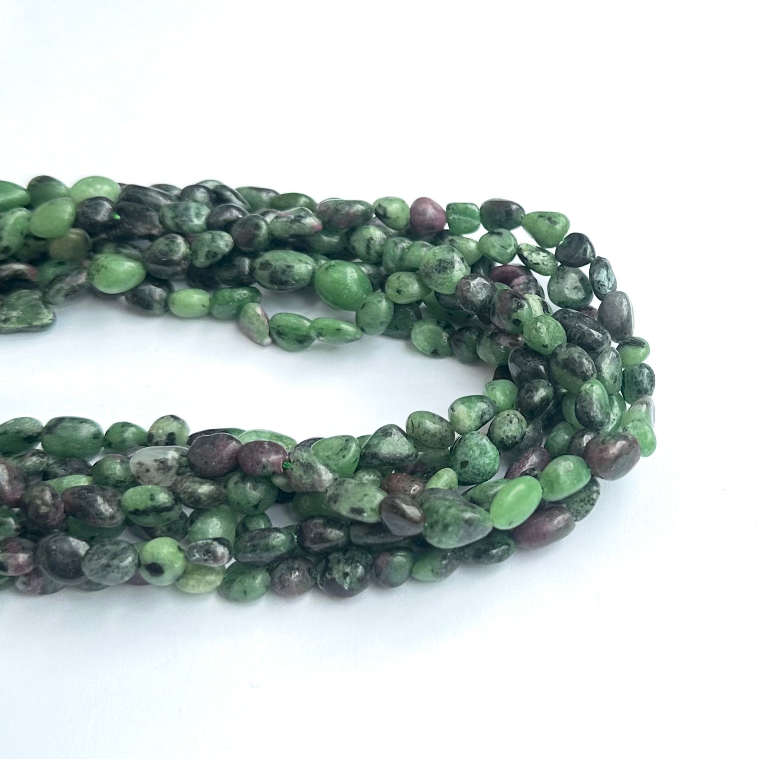 PIEDRA DISEÑO | MEDIANA | ZOISITA RUBI