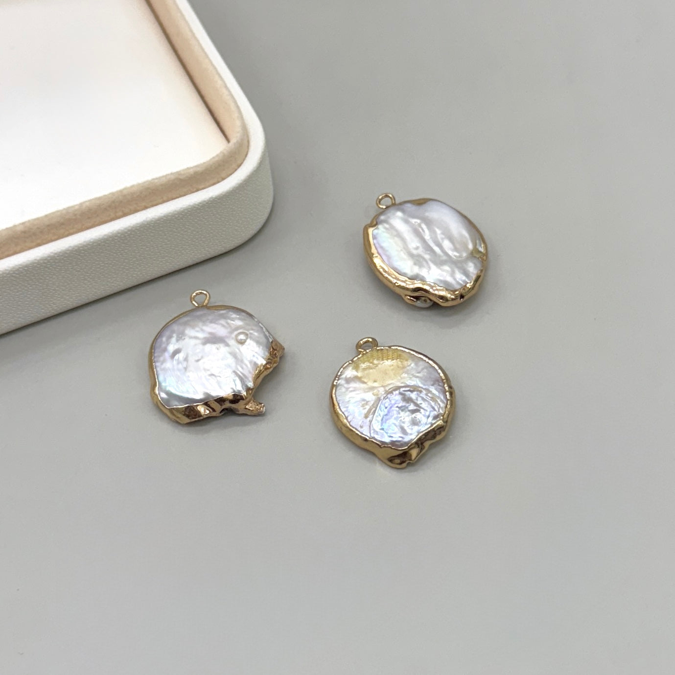 COLGANTE IRREGULAR | PERLA DE RIO