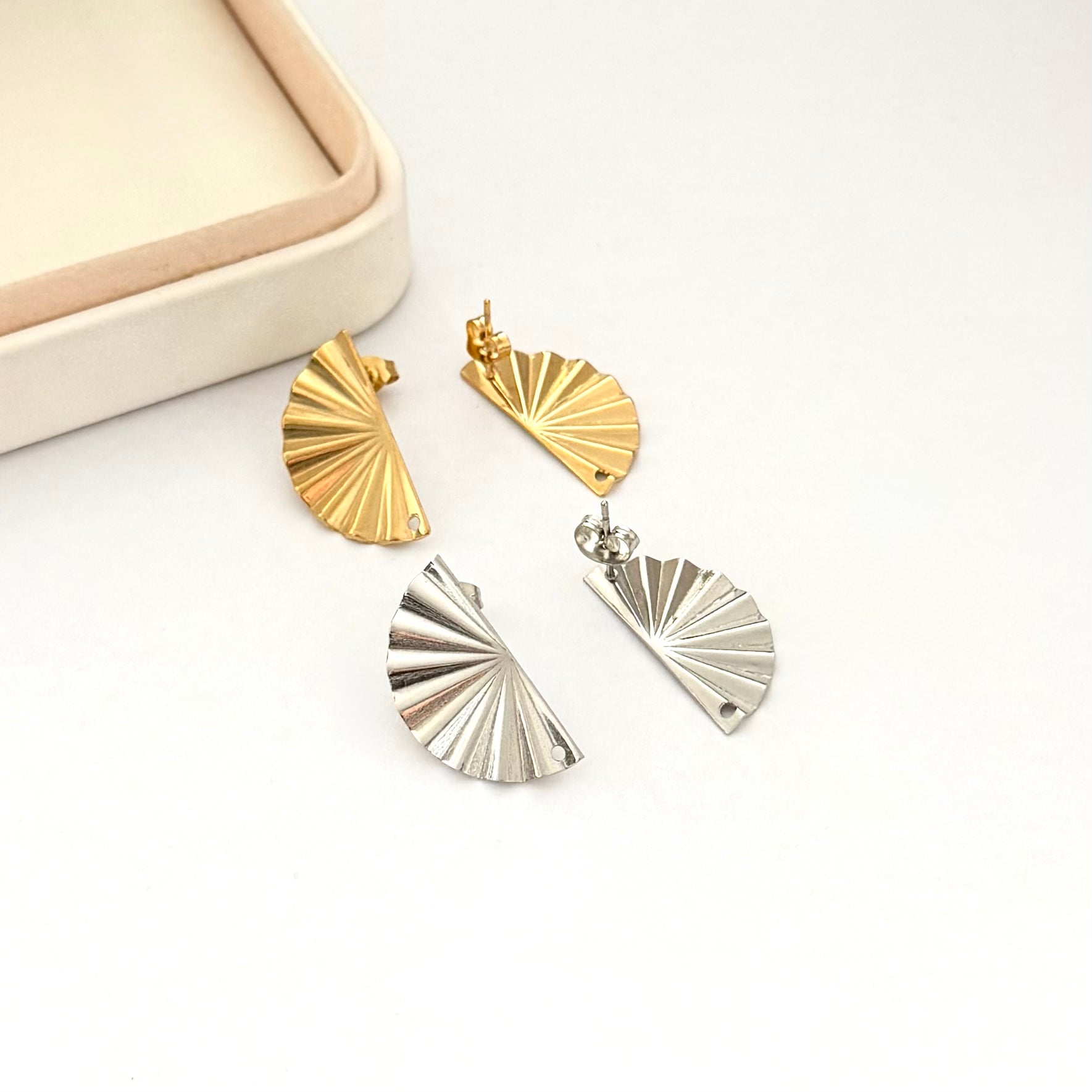 BASE DE ARO | ABANICO DISEÑO | BAÑO DE ORO 18K | 25MM
