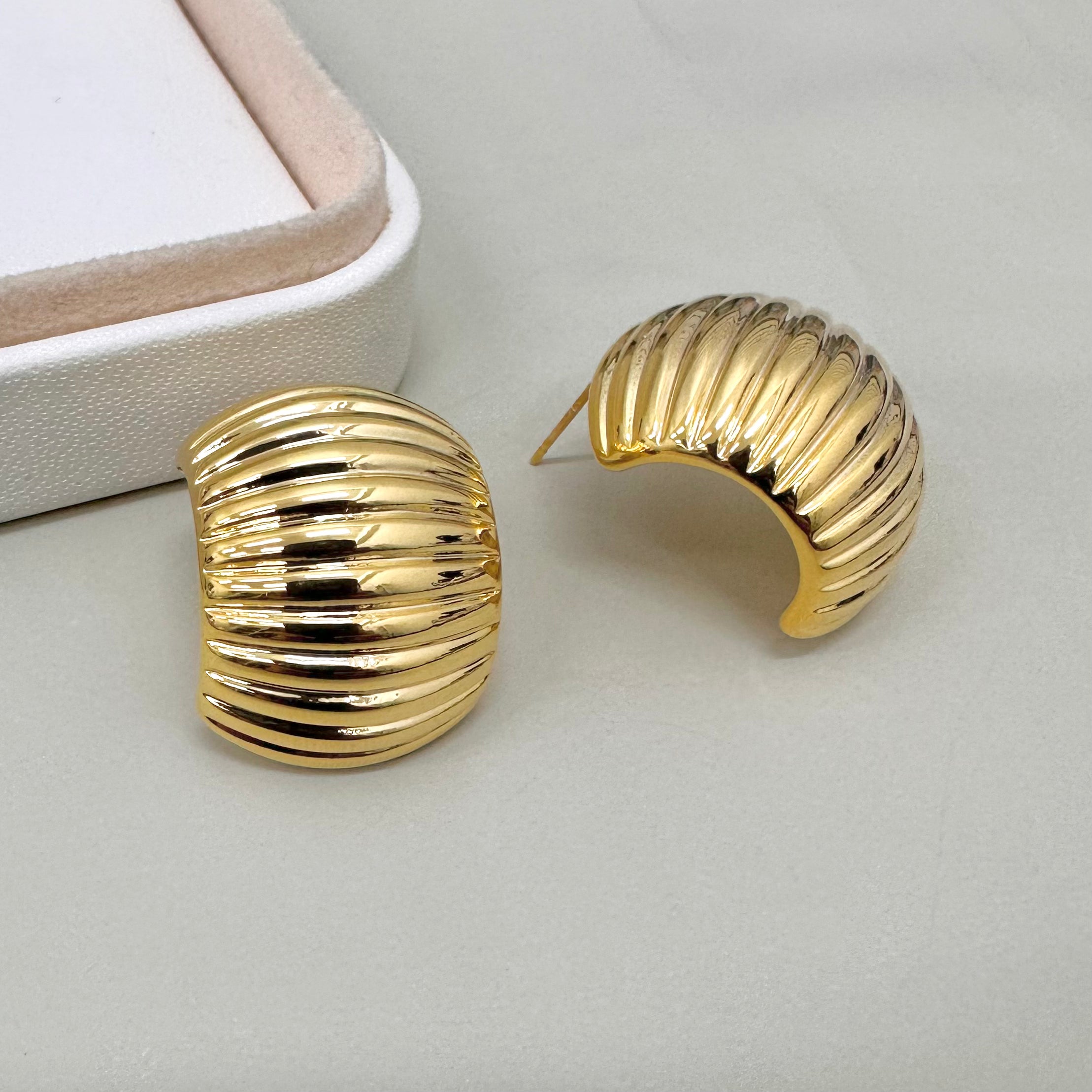 AROS  BAÑO DE ORO | ARMADILLO | 27MM X 20MM