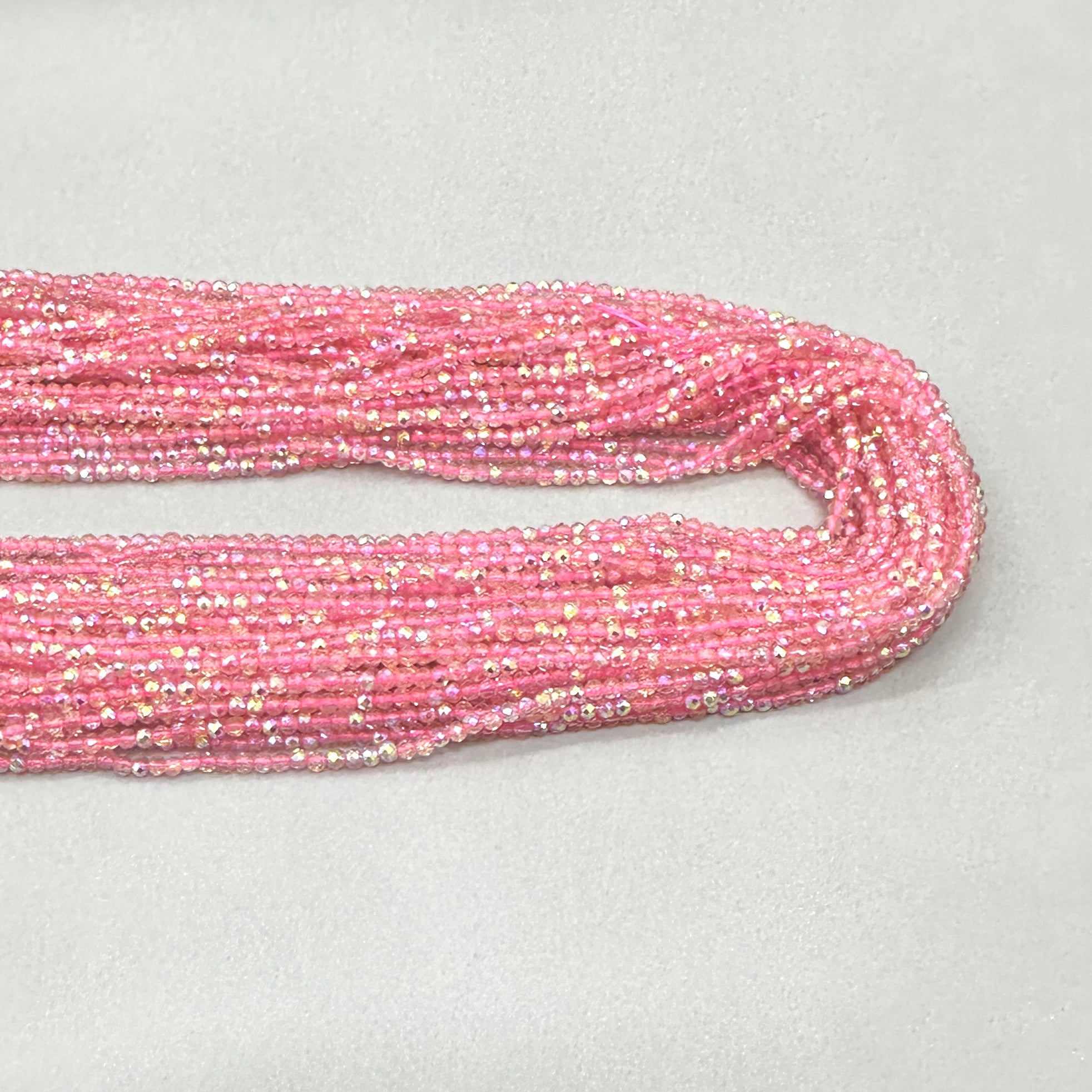 CRISTALES MINERALES FACETADO | SANDIA CLARO TRASLUCIDO TORNASOL