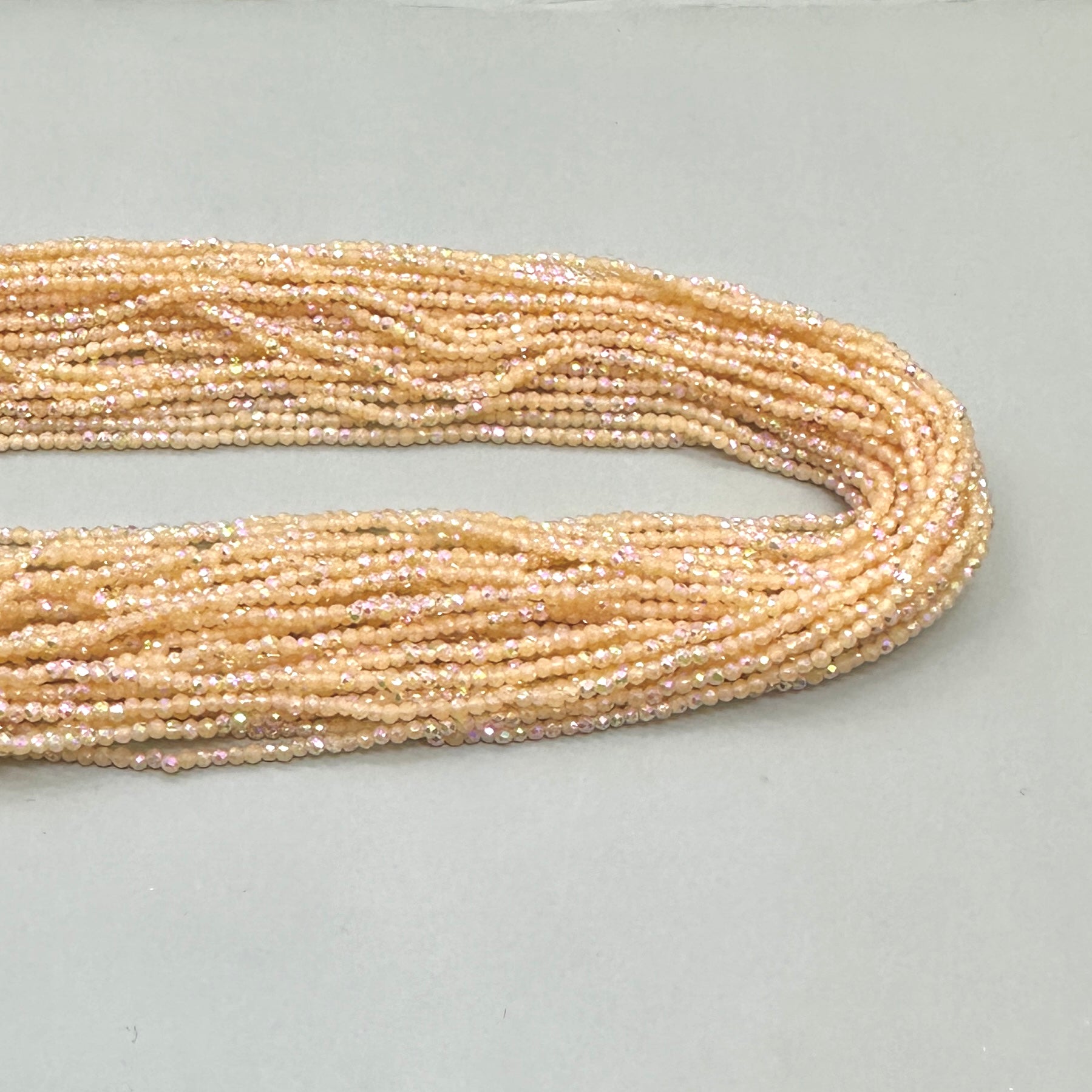 CRISTALES MINERALES FACETADO | DAMASCO OPALESCENTE TORNASOL