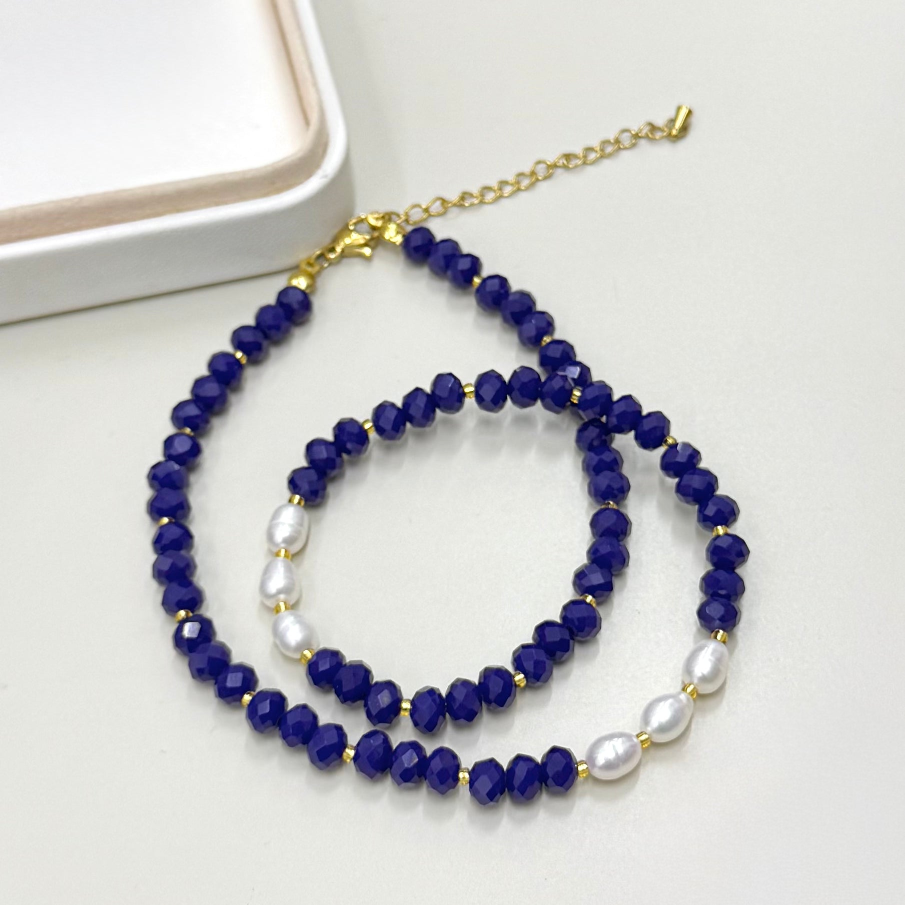 COLLAR | AZUL CON PERLAS | LUNAM
