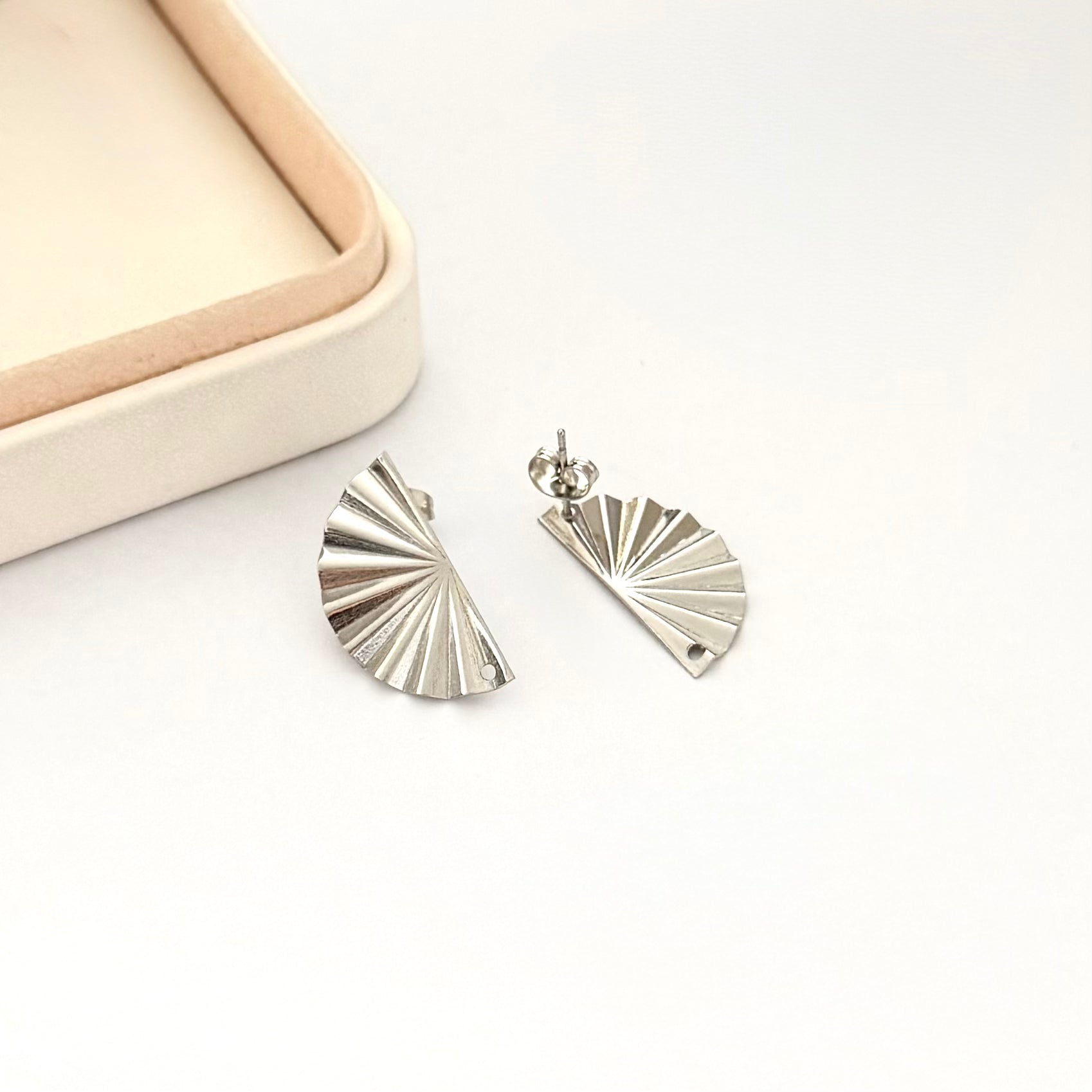 BASE DE ARO | ABANICO DISEÑO | BAÑO DE ORO 18K | 25MM