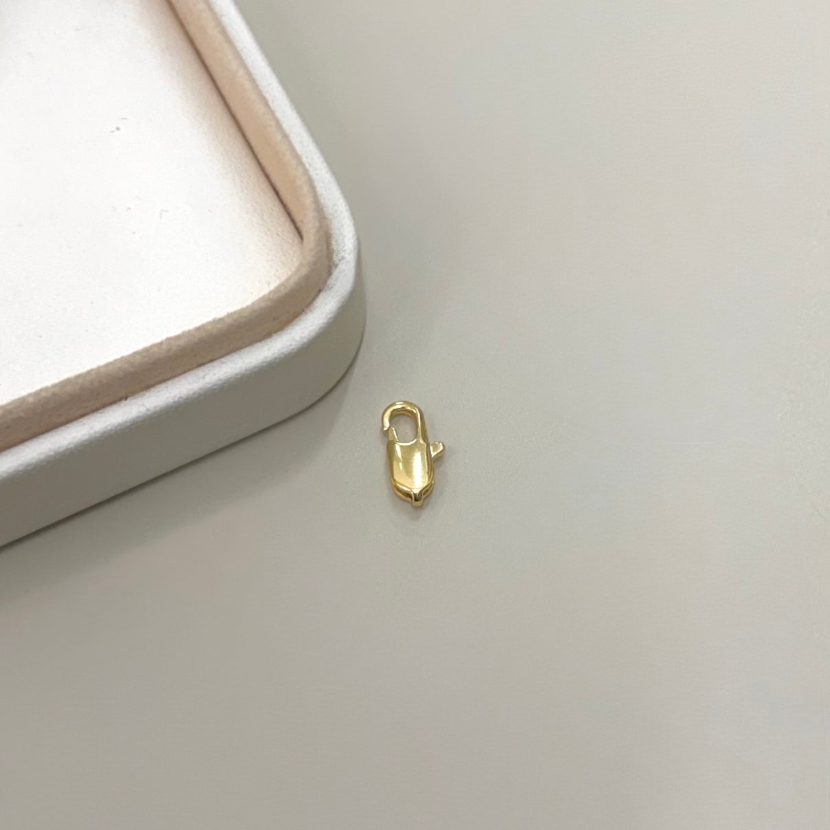 BROCHE MOSQUETON LARGO | BAÑO DE ORO