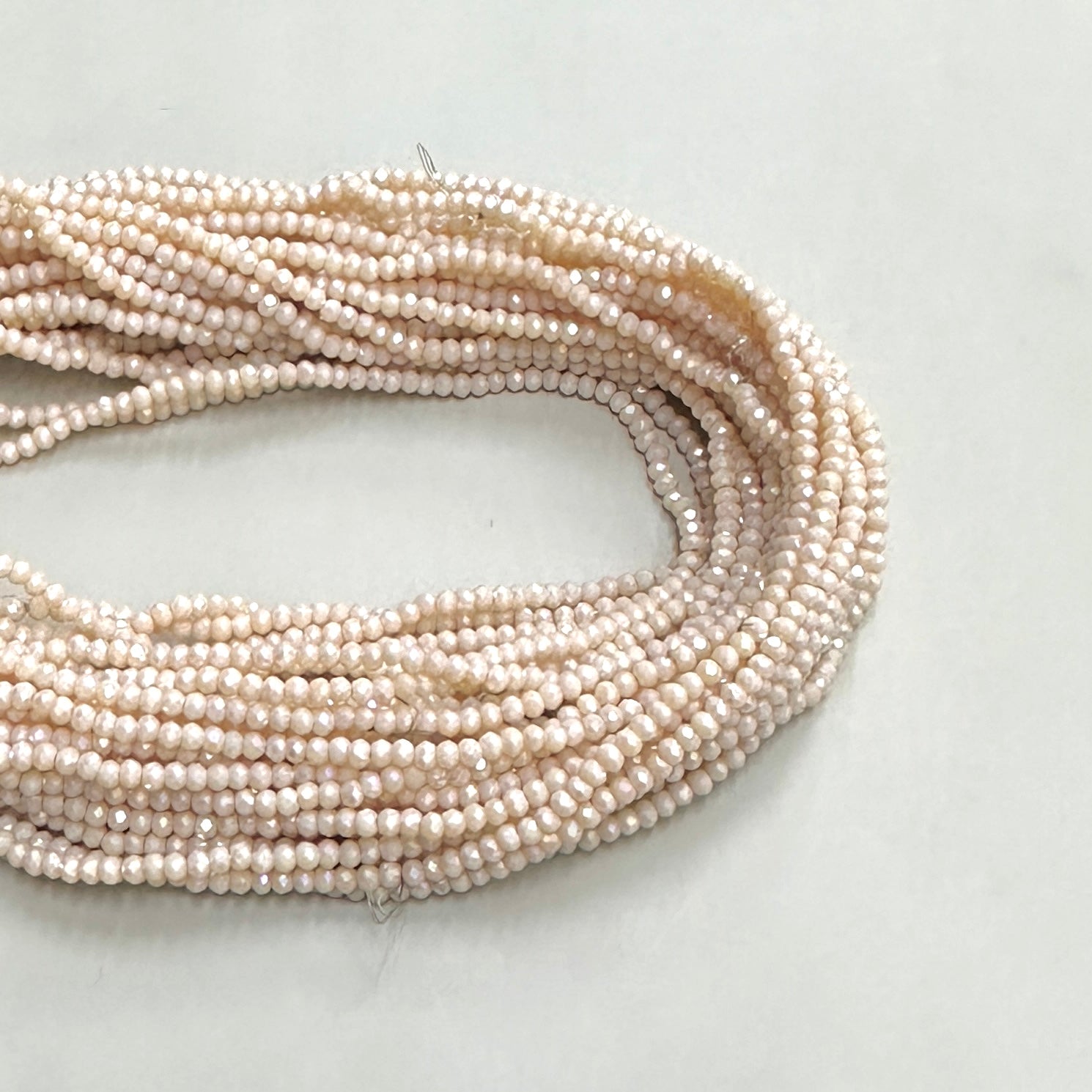 CRISTAL CHATO | 2.9MM | MATTE CREMA TORNASOL