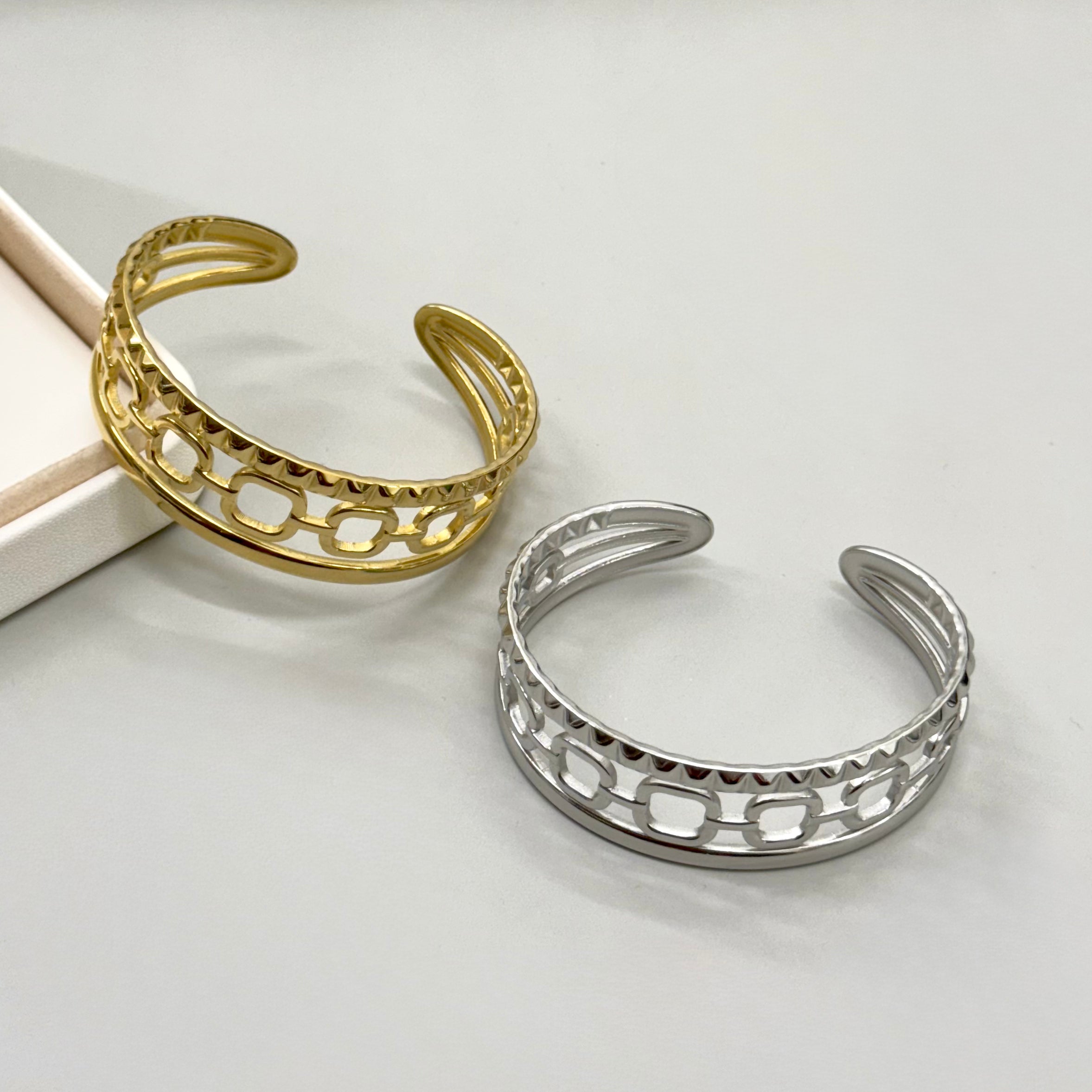 PULSERA RIGIDA |  TRES LINEAS TRES DISEÑOS