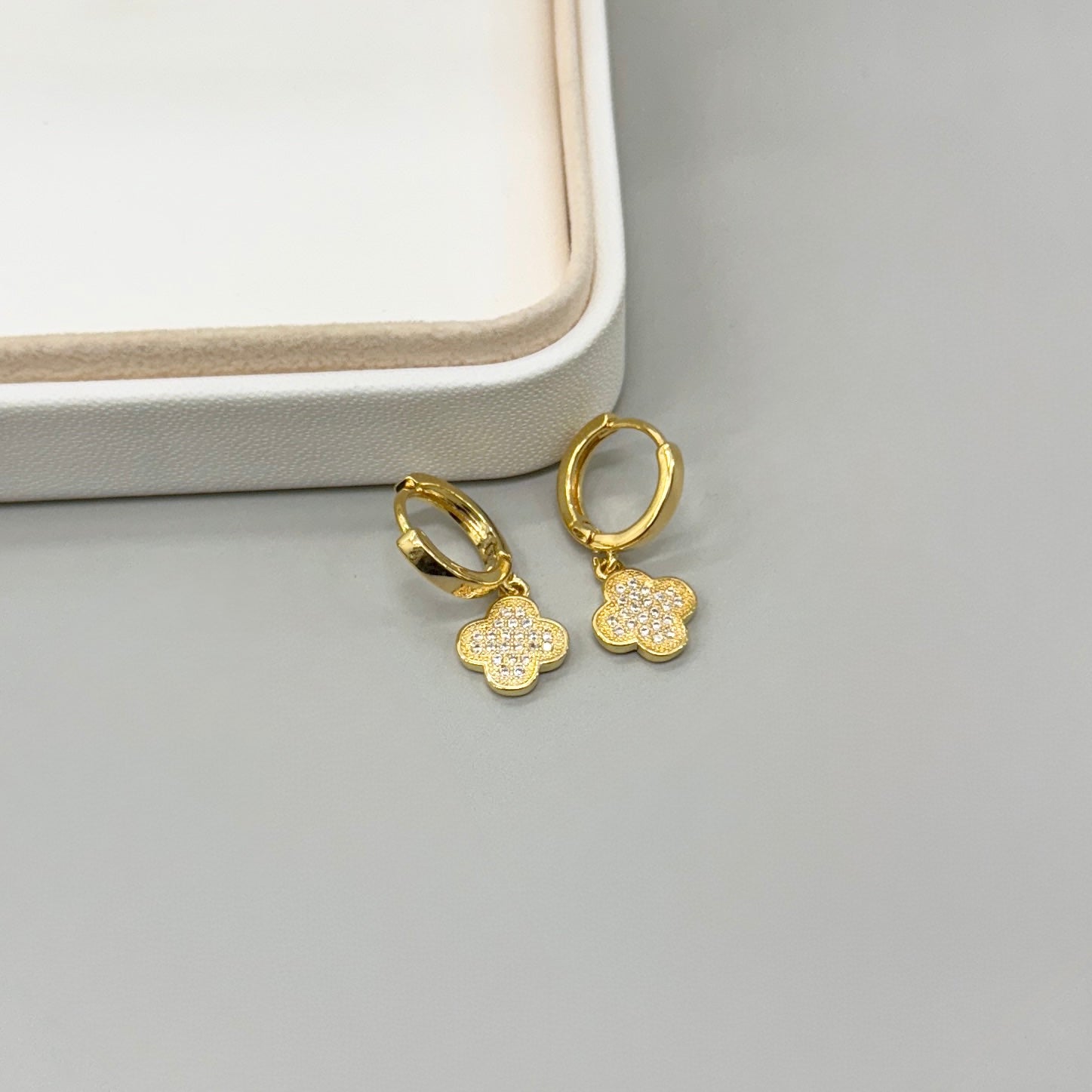 AROS | COLGANTE TREBOL DE 4 HOJAS