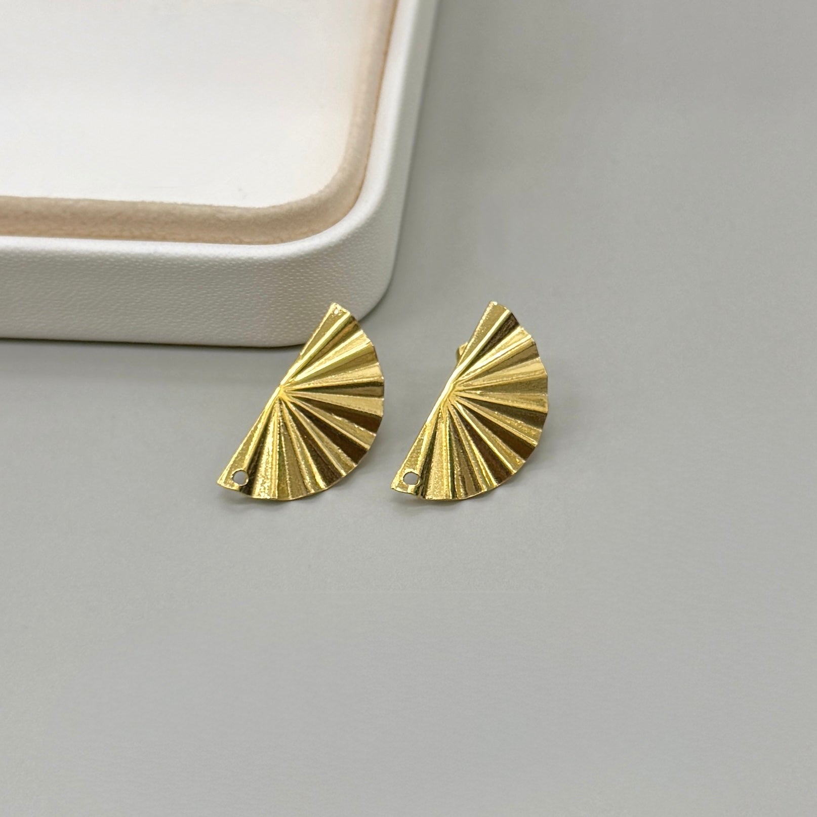 BASE DE ARO | ABANICO DISEÑO | BAÑO DE ORO 18K | 25MM